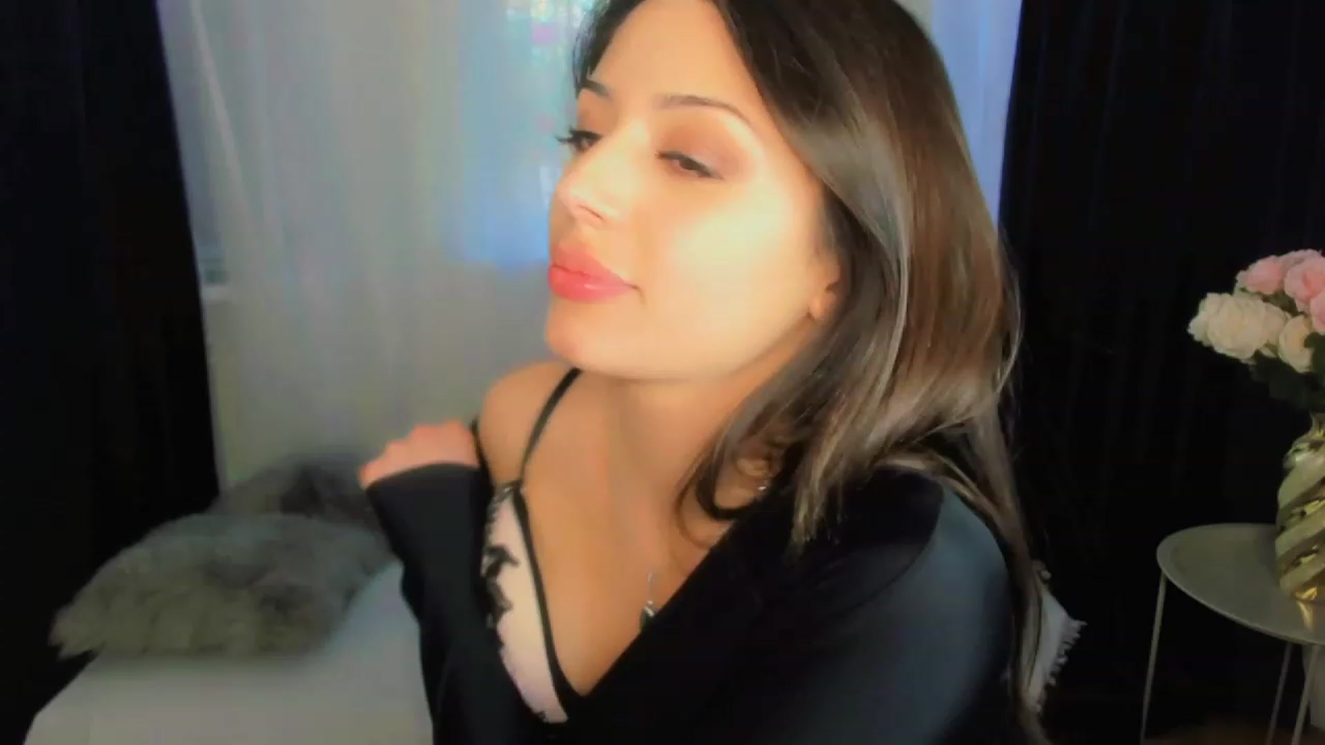 Gallery image thumbnail from Angel_on_Duty's myfreecams stream on, 04/28/2023, 03:46 image 12 of 20