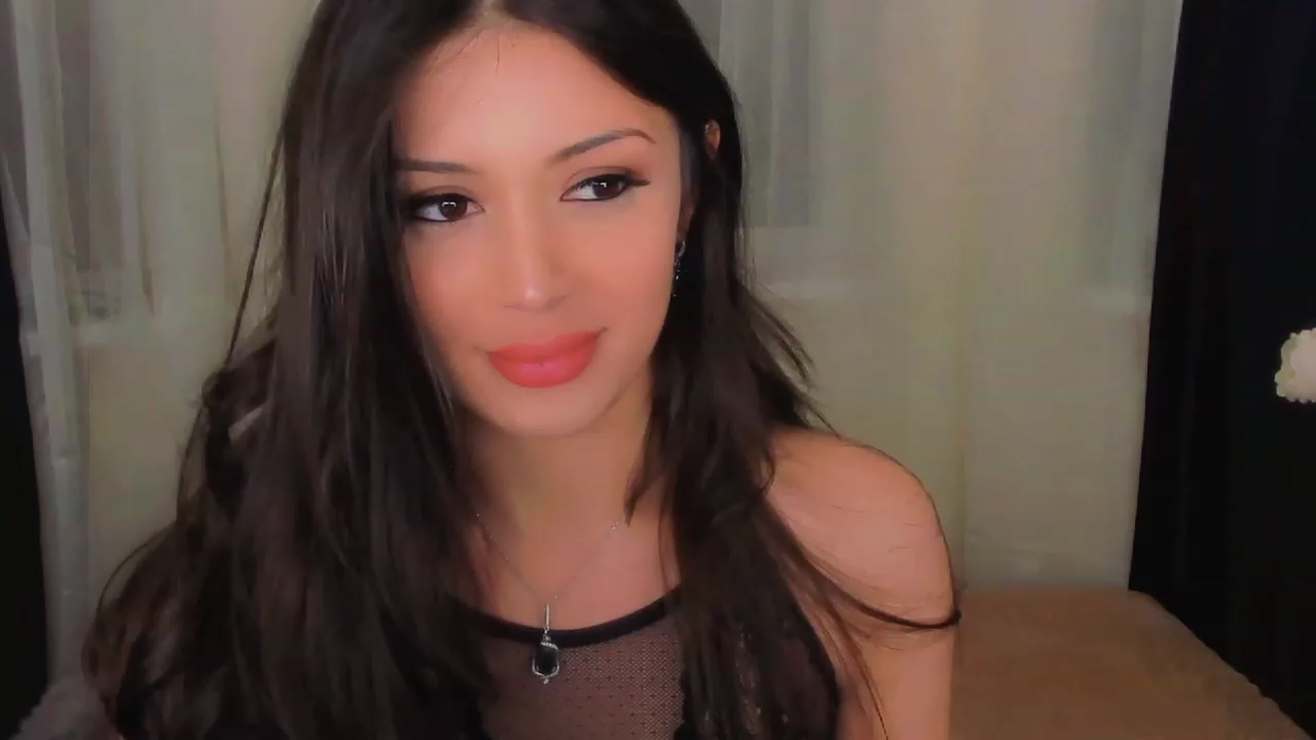 Gallery image thumbnail from Angel_on_Duty's myfreecams stream on, 04/30/2023, 20:53 image 5 of 20