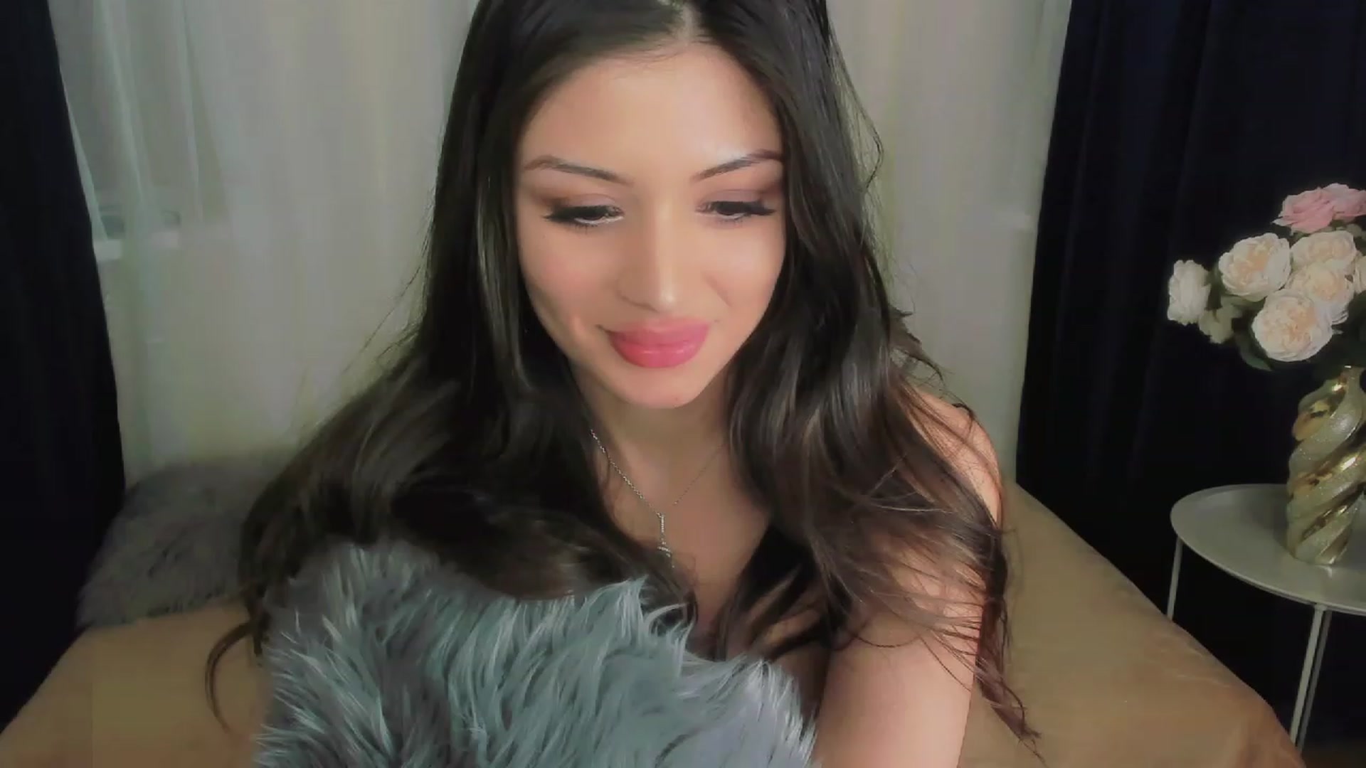 Gallery image thumbnail from Angel_on_Duty's myfreecams stream on, 05/01/2023, 22:40 image 19 of 20