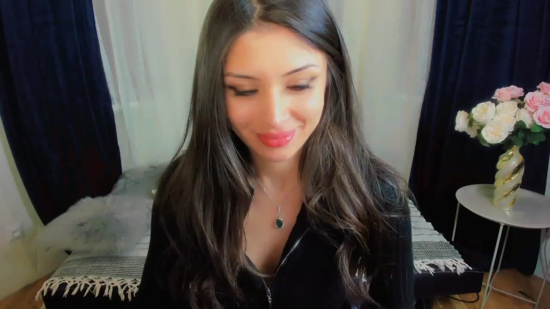 Gallery image thumbnail from Angel_on_Duty's myfreecams stream on, 05/04/2023, 02:35 image 11 of 20