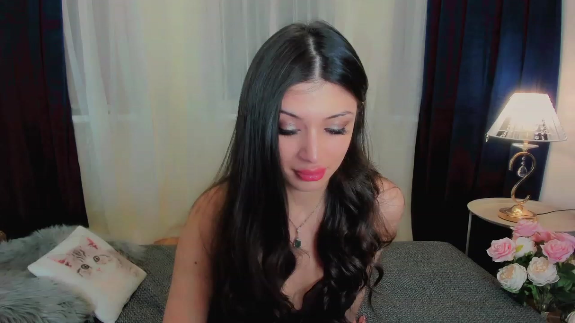 Gallery image thumbnail from Angel_on_Duty's myfreecams stream on, 05/06/2023, 19:51 image 8 of 20