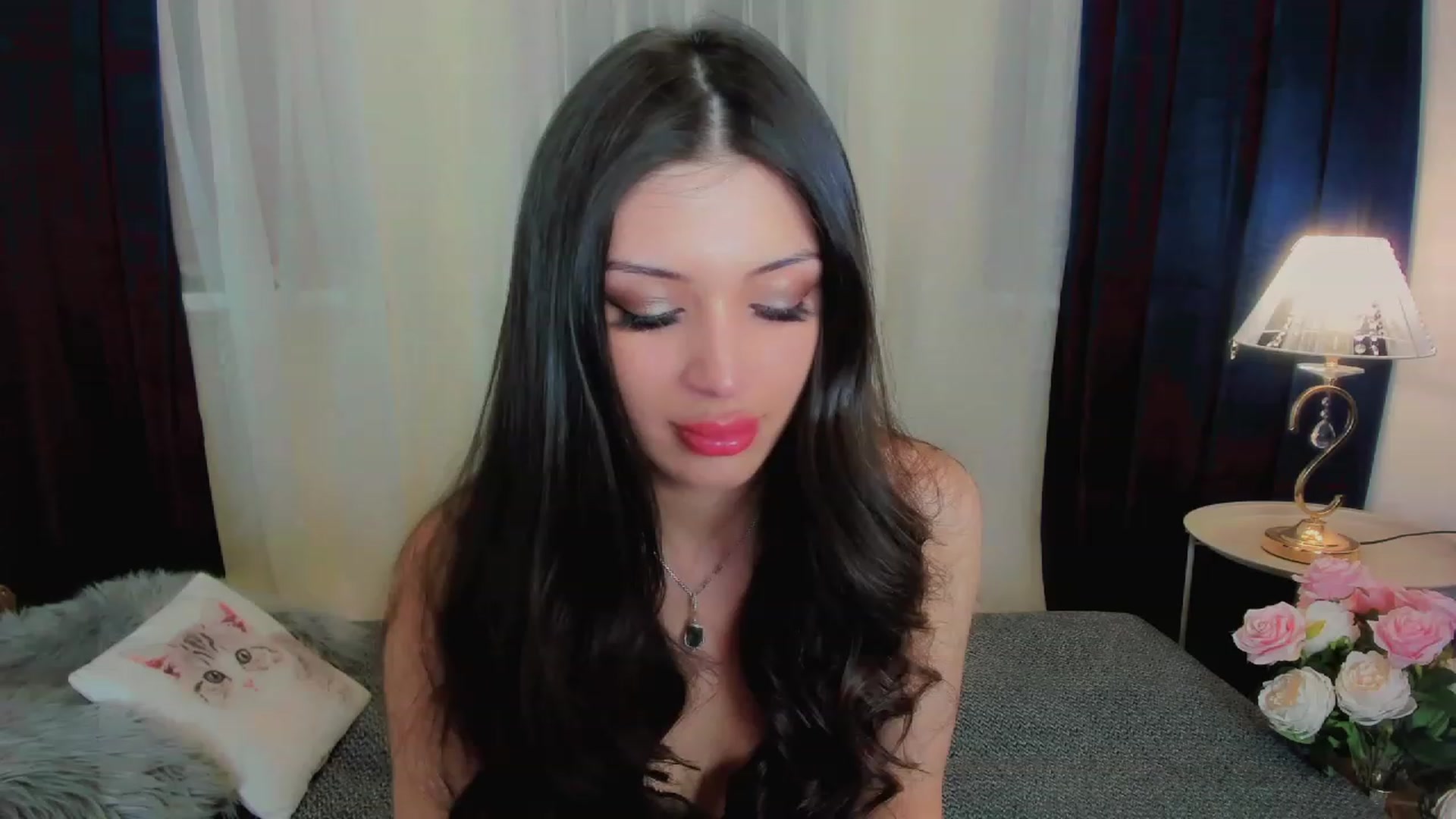 Gallery image thumbnail from Angel_on_Duty's myfreecams stream on, 05/06/2023, 19:51 image 4 of 20