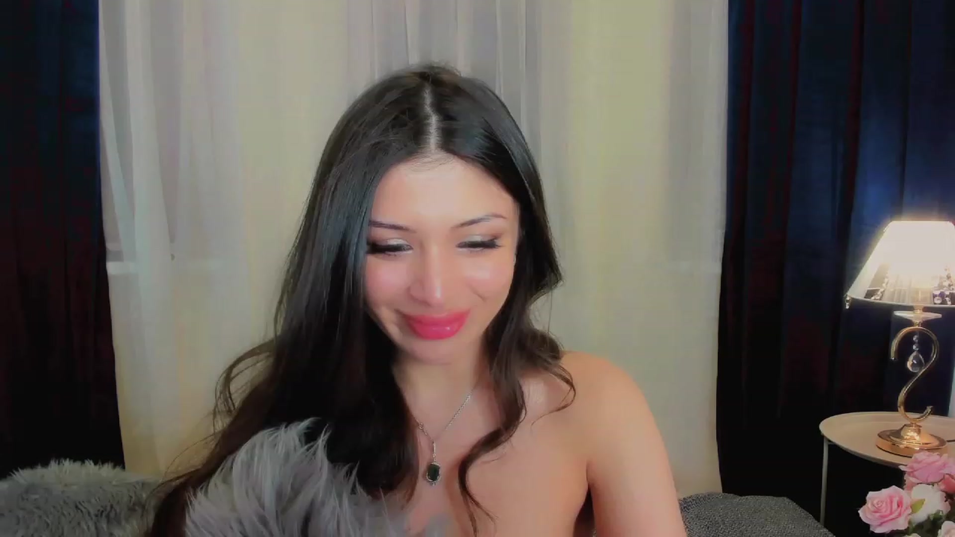 Gallery image thumbnail from Angel_on_Duty's myfreecams stream on, 05/06/2023, 21:18 image 9 of 20