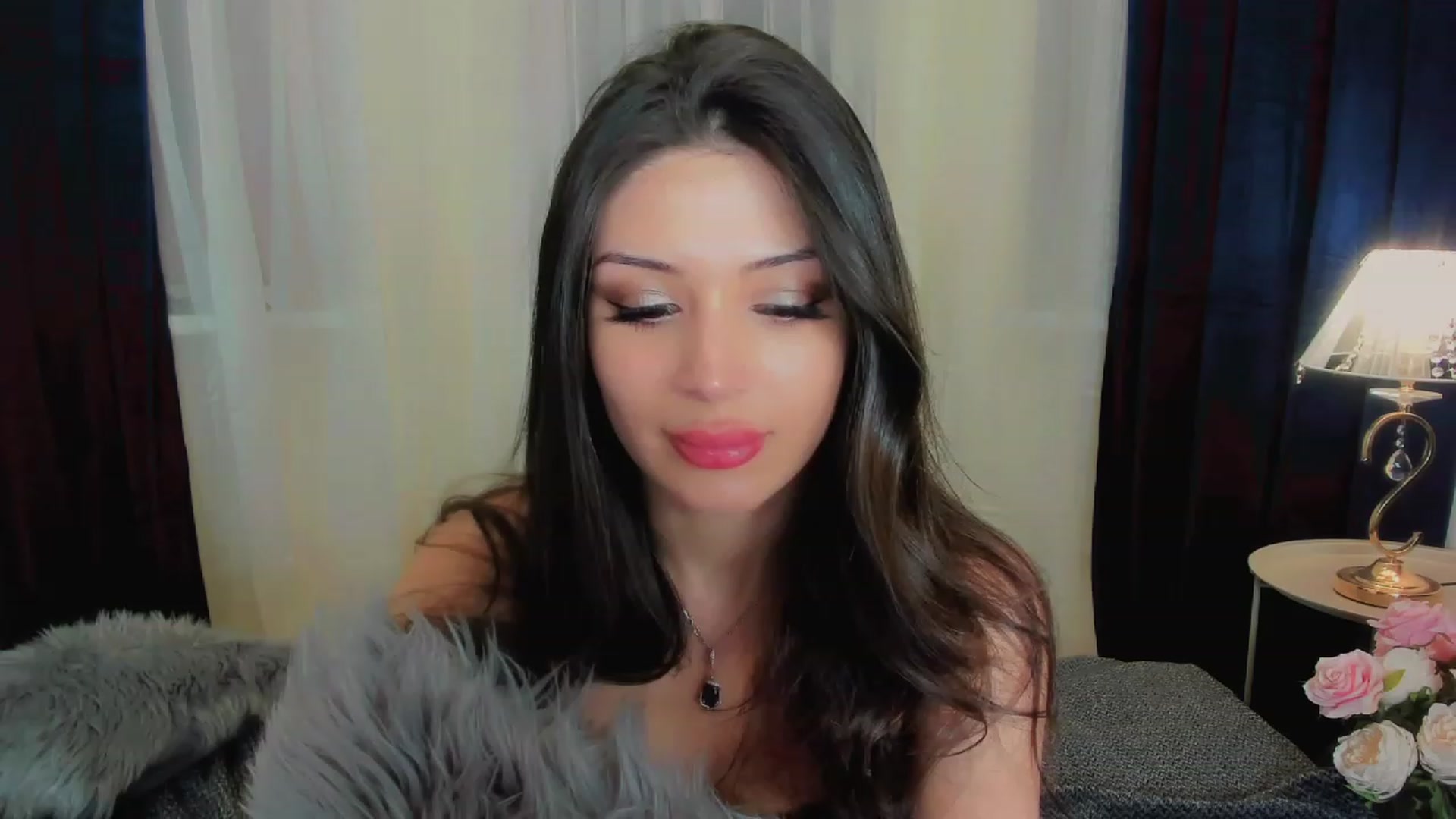 Gallery image thumbnail from Angel_on_Duty's myfreecams stream on, 05/06/2023, 21:18 image 14 of 20