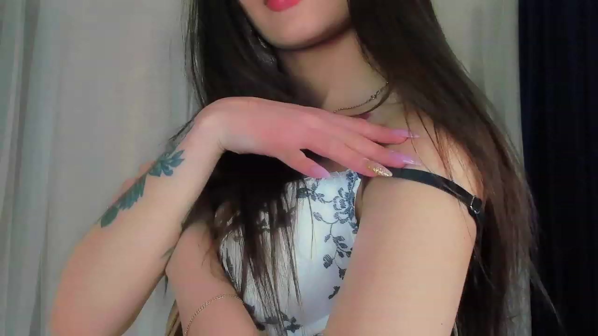 Gallery image thumbnail from Angel_on_Duty's myfreecams stream on, 05/07/2023, 21:22 image 19 of 20