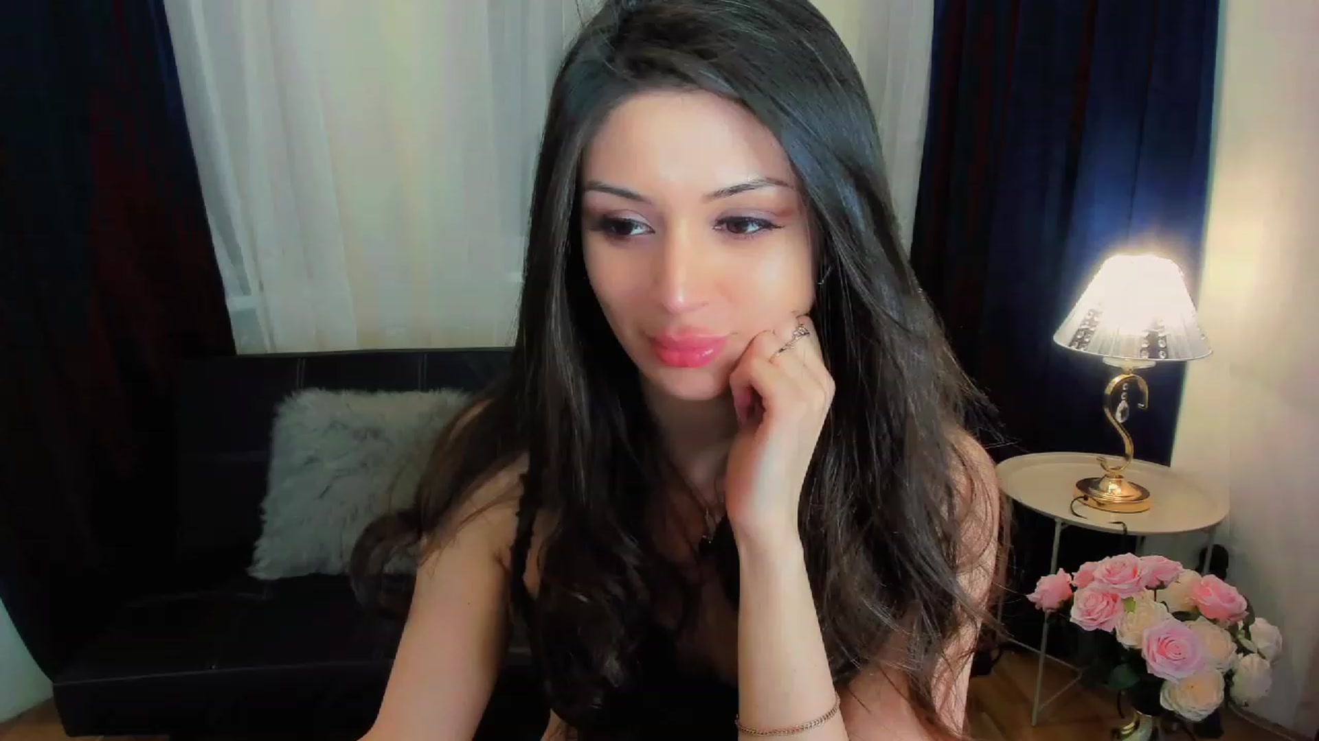 Gallery image thumbnail from Angel_on_Duty's myfreecams stream on, 05/09/2023, 21:06 image 14 of 20