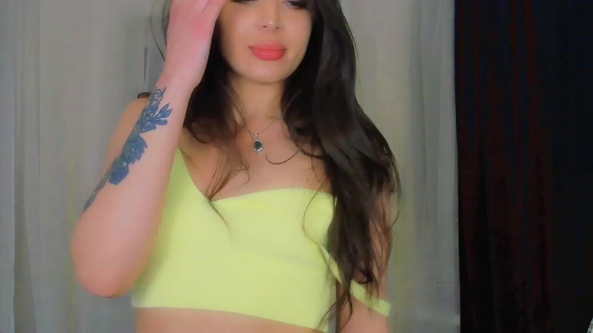 Gallery image thumbnail from Angel_on_Duty's myfreecams stream on, 05/11/2023, 01:26 image 12 of 20