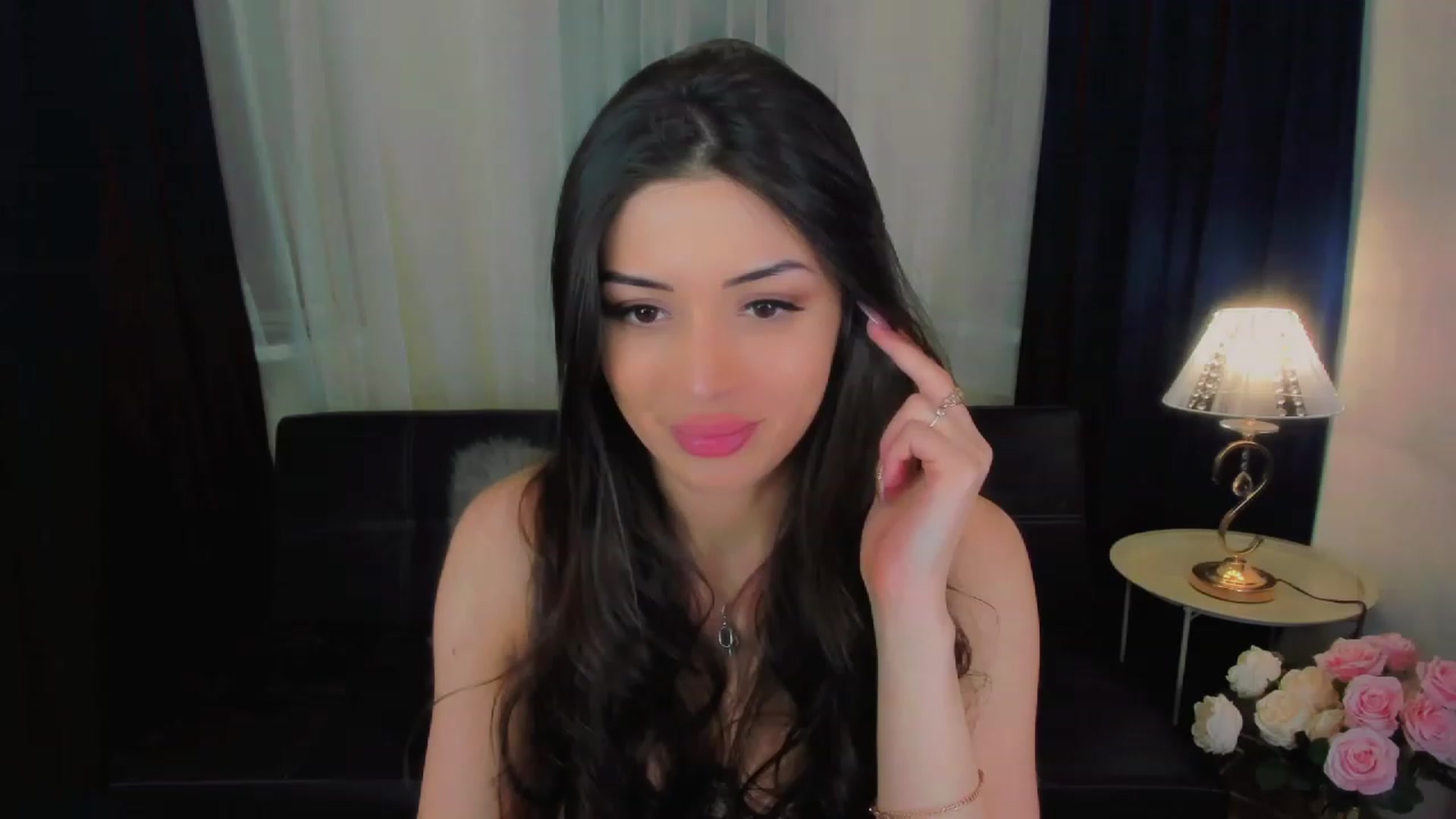 Gallery image thumbnail from Angel_on_Duty's myfreecams stream on, 05/12/2023, 21:58 image 4 of 20