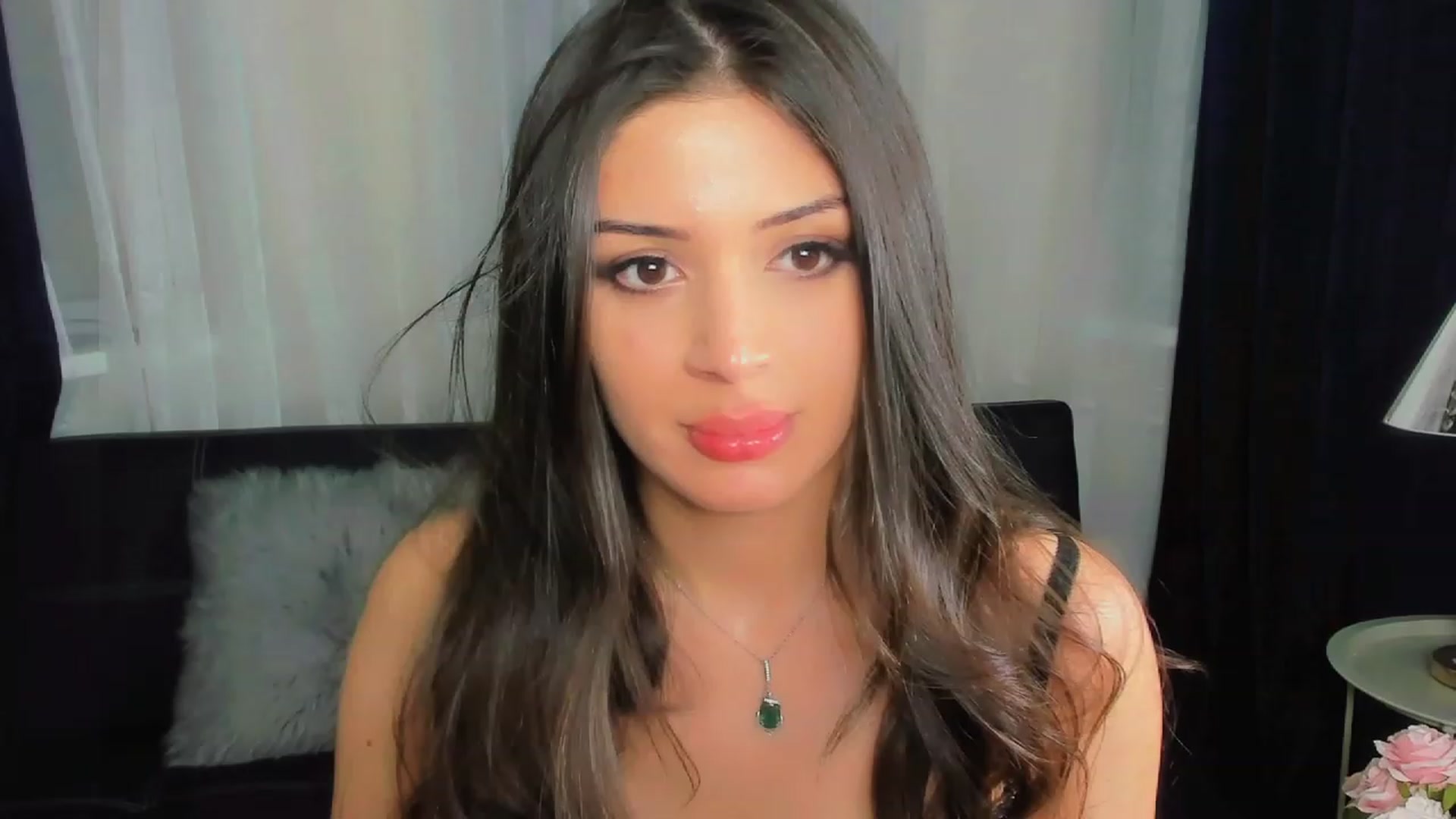 Gallery image thumbnail from Angel_on_Duty's myfreecams stream on, 05/16/2023, 23:13 image 1 of 20