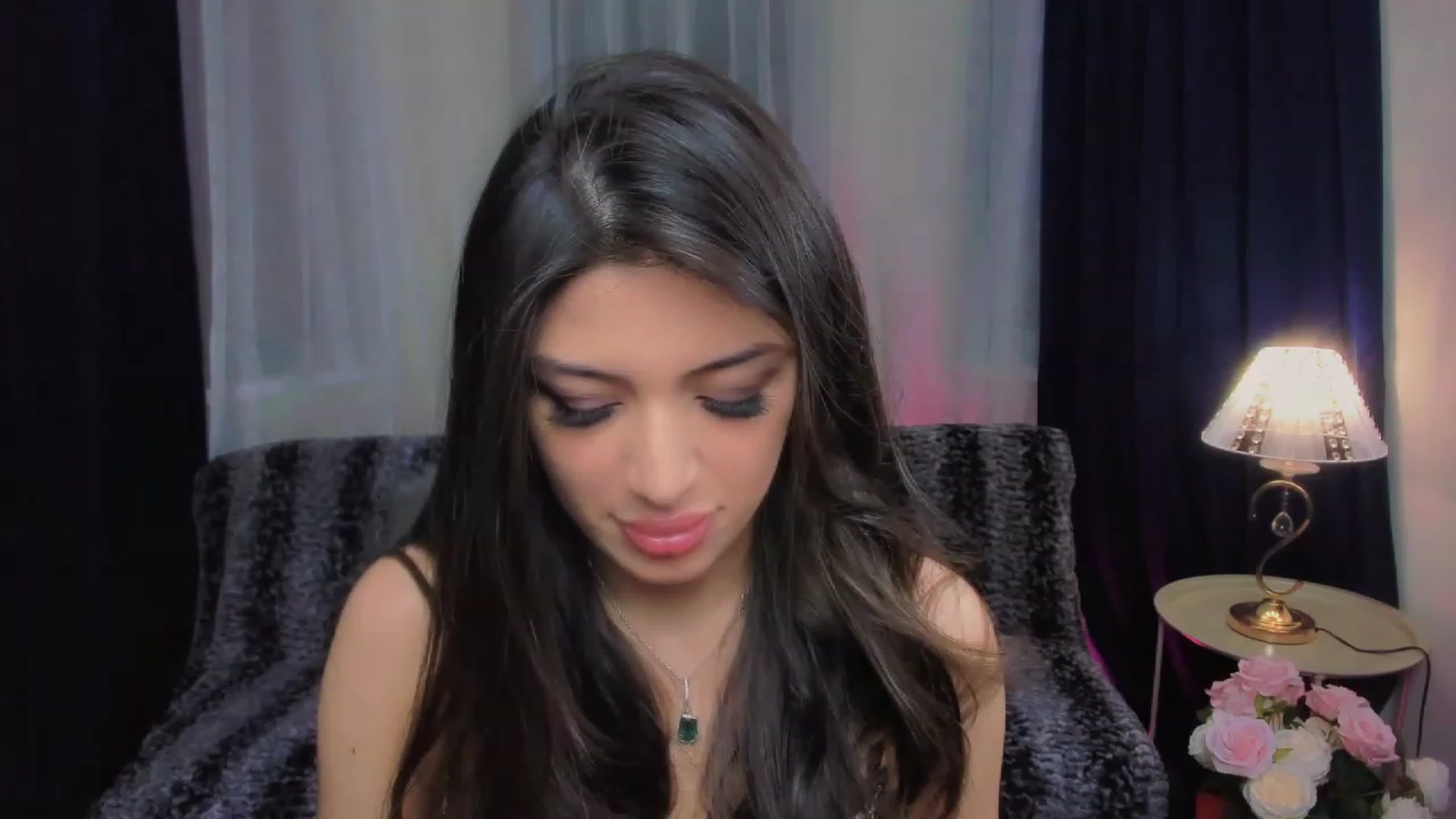 Gallery image thumbnail from Angel_on_Duty's myfreecams stream on, 05/20/2023, 20:14 image 8 of 20