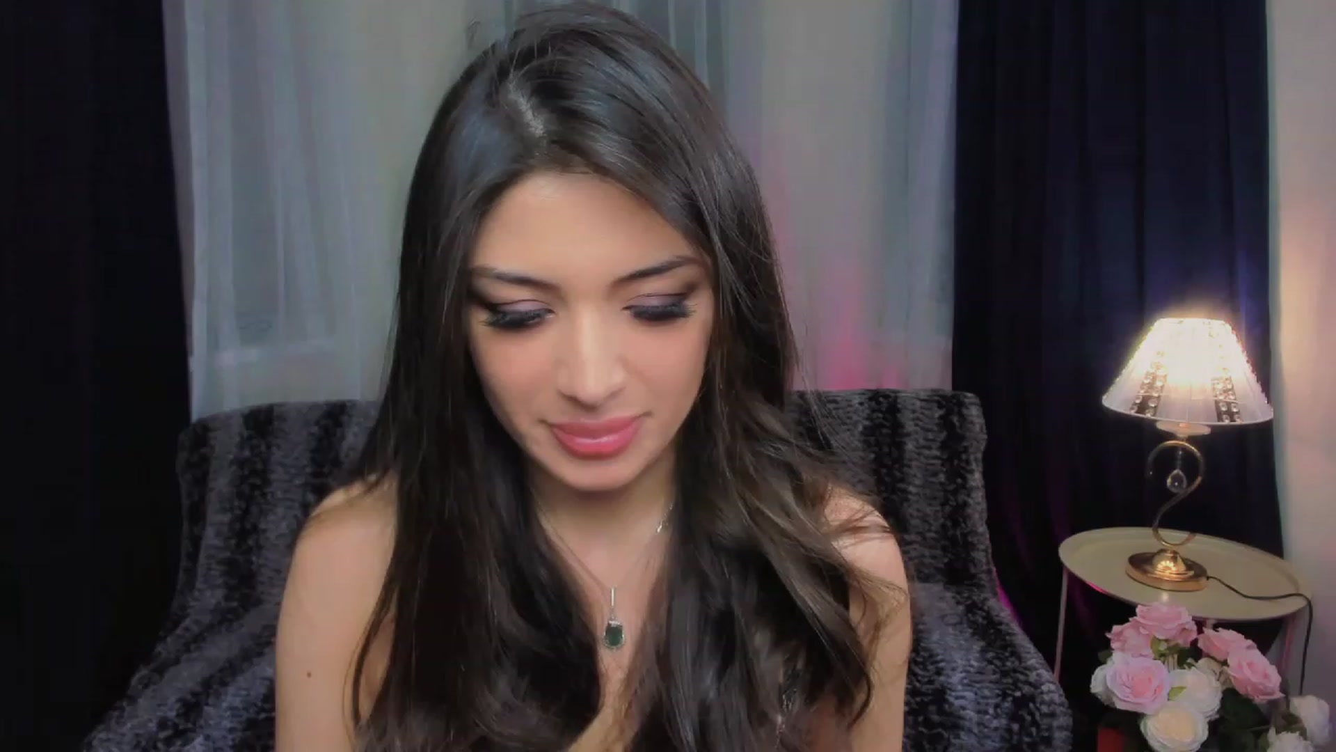 Gallery image thumbnail from Angel_on_Duty's myfreecams stream on, 05/20/2023, 20:14 image 11 of 20