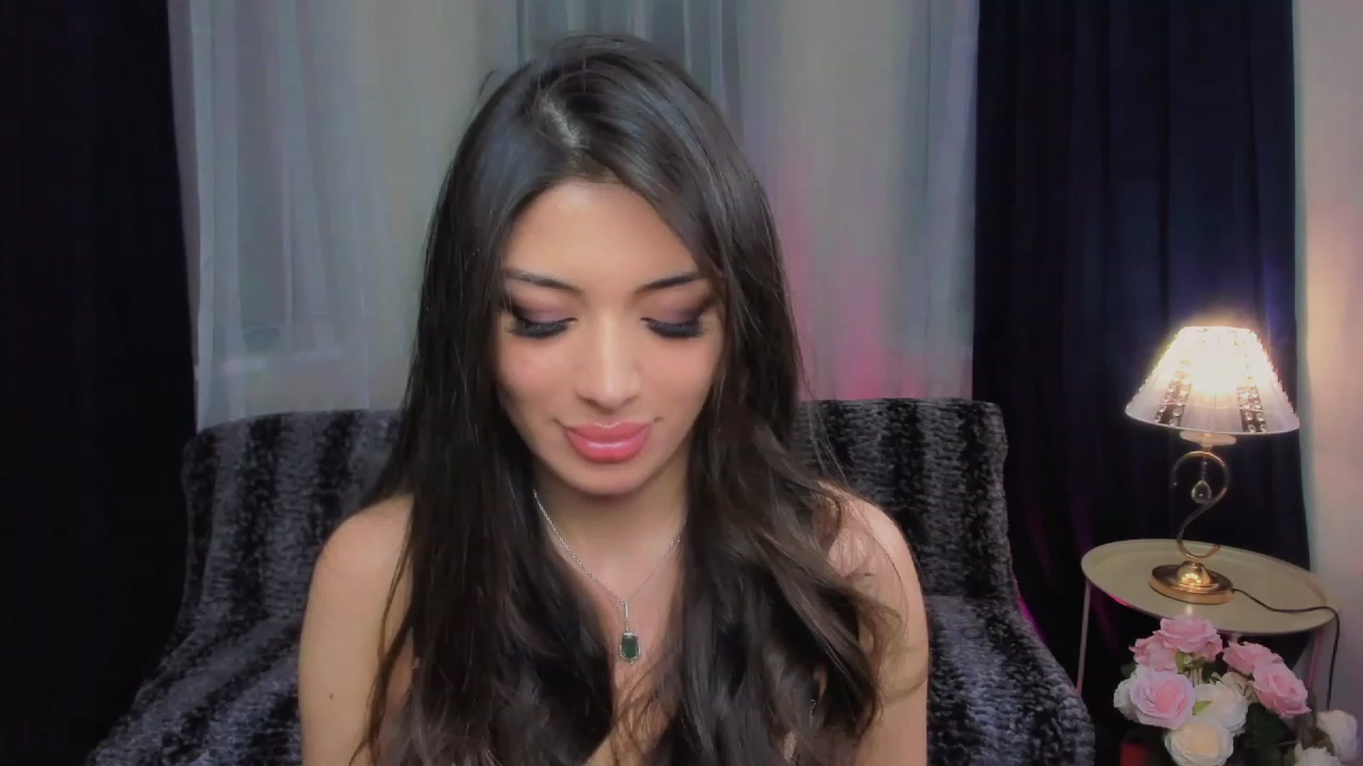 Gallery image thumbnail from Angel_on_Duty's myfreecams stream on, 05/20/2023, 20:14 image 16 of 20