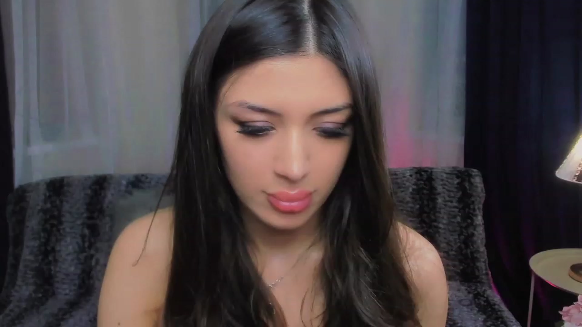 Gallery image thumbnail from Angel_on_Duty's myfreecams stream on, 05/20/2023, 21:47 image 17 of 20