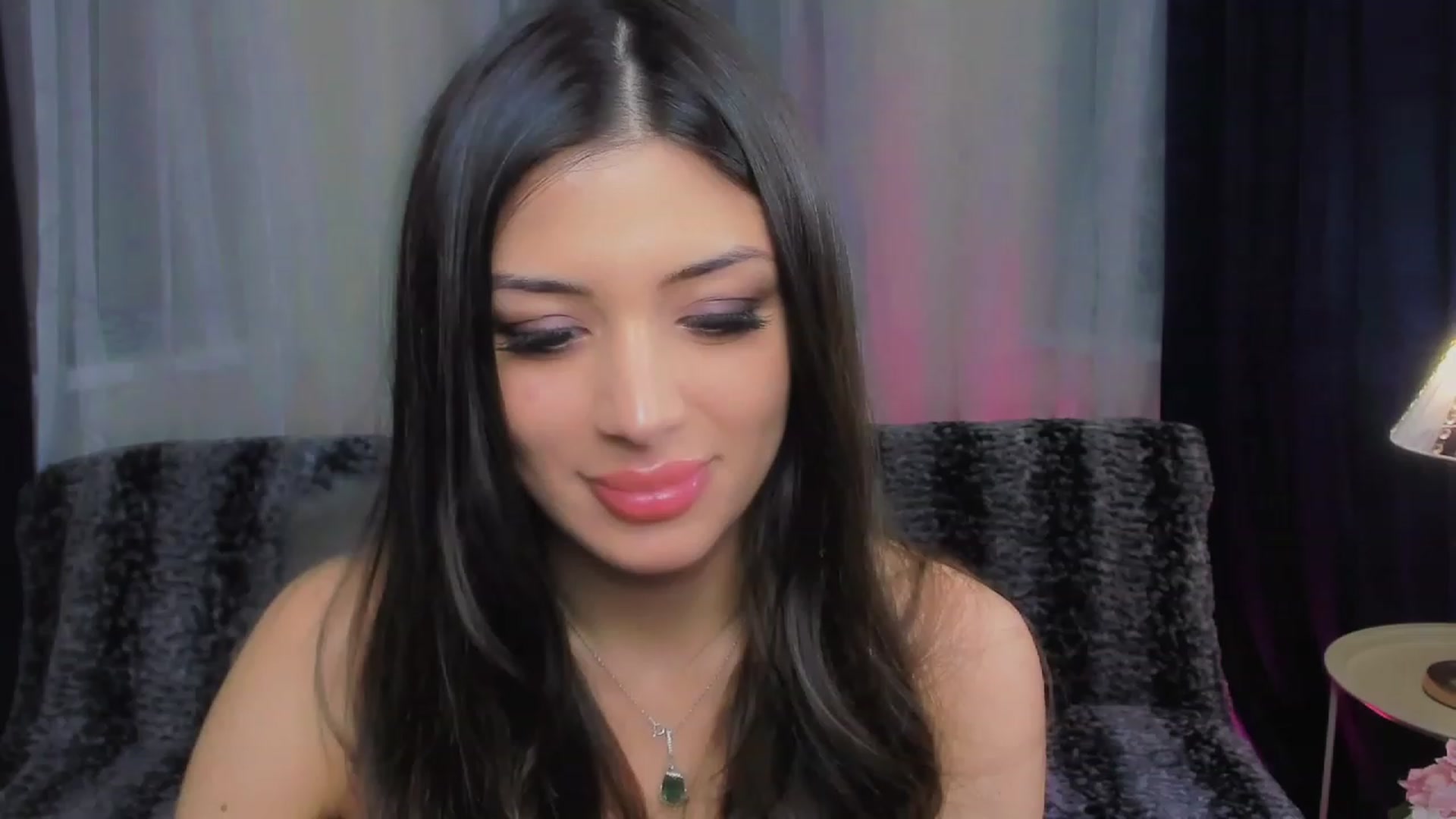 Gallery image thumbnail from Angel_on_Duty's myfreecams stream on, 05/20/2023, 21:47 image 18 of 20