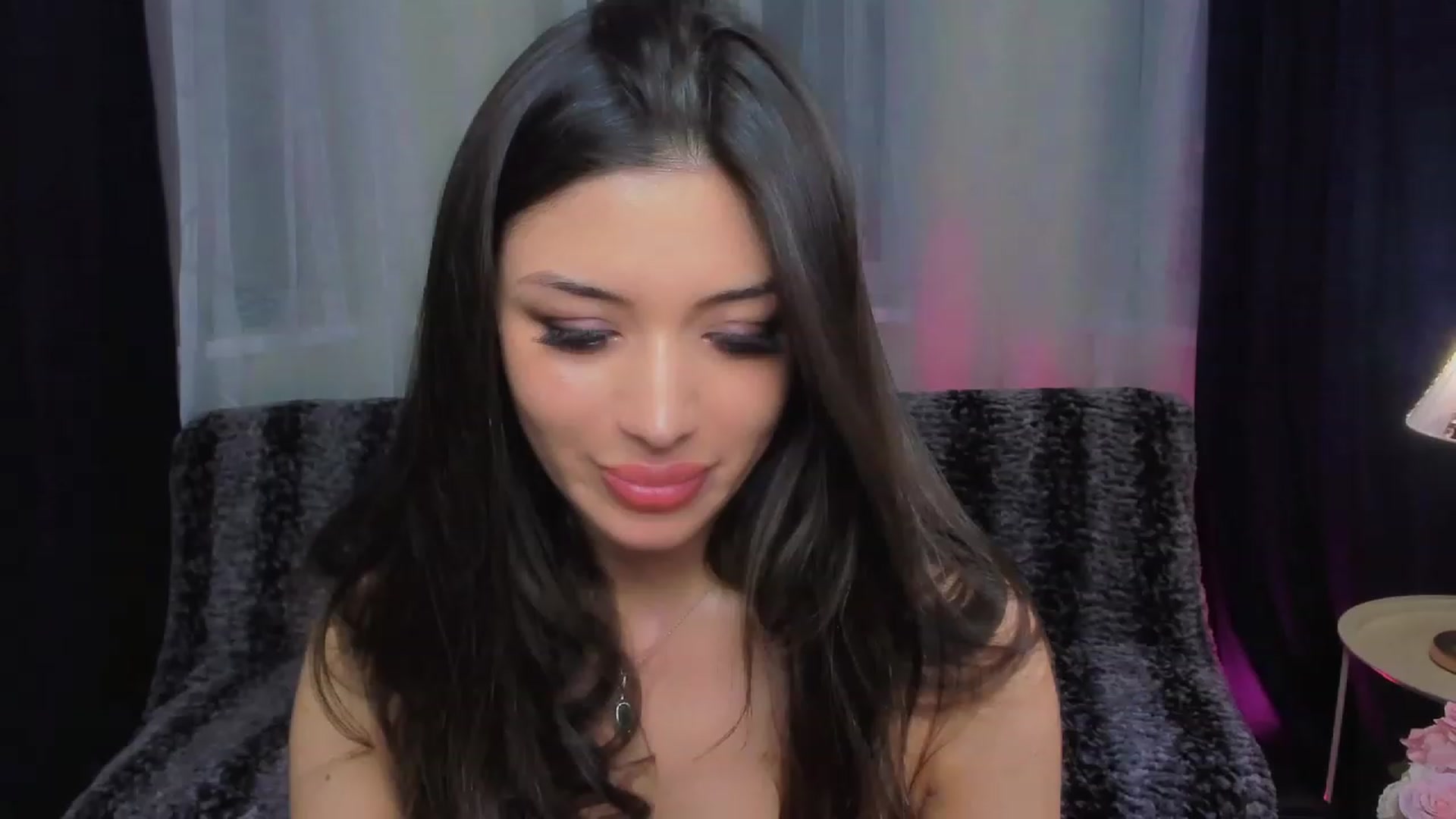 Gallery image thumbnail from Angel_on_Duty's myfreecams stream on, 05/20/2023, 23:34 image 18 of 20