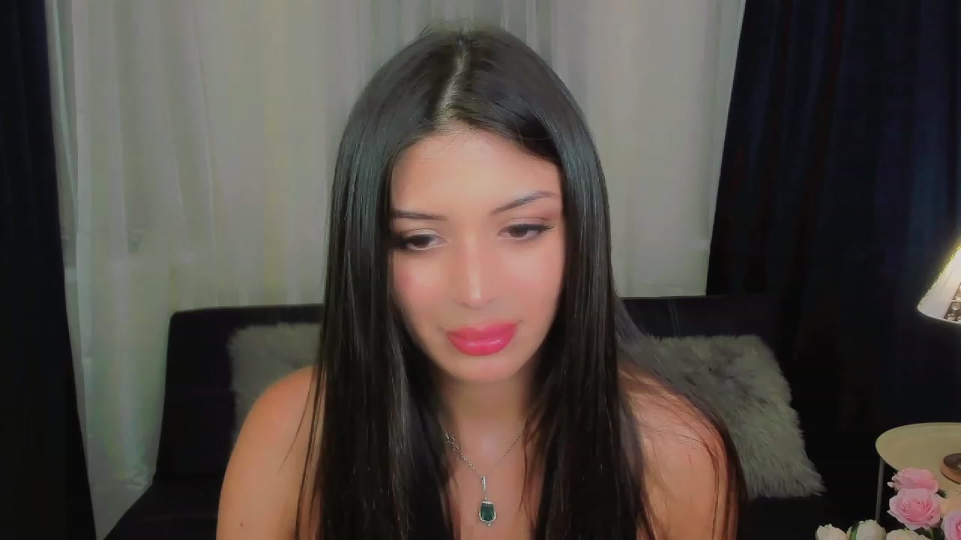 Gallery image thumbnail from Angel_on_Duty's myfreecams stream on, 06/01/2023, 20:39 image 8 of 20