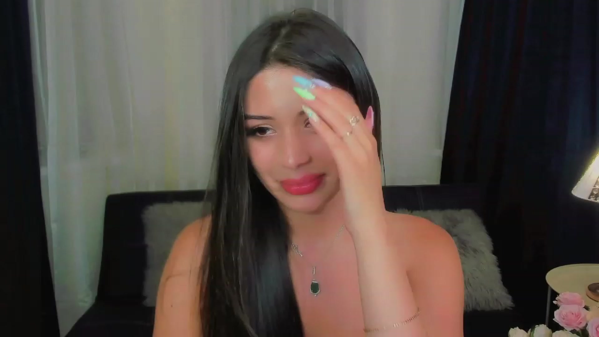 Gallery image thumbnail from Angel_on_Duty's myfreecams stream on, 06/01/2023, 20:39 image 6 of 20