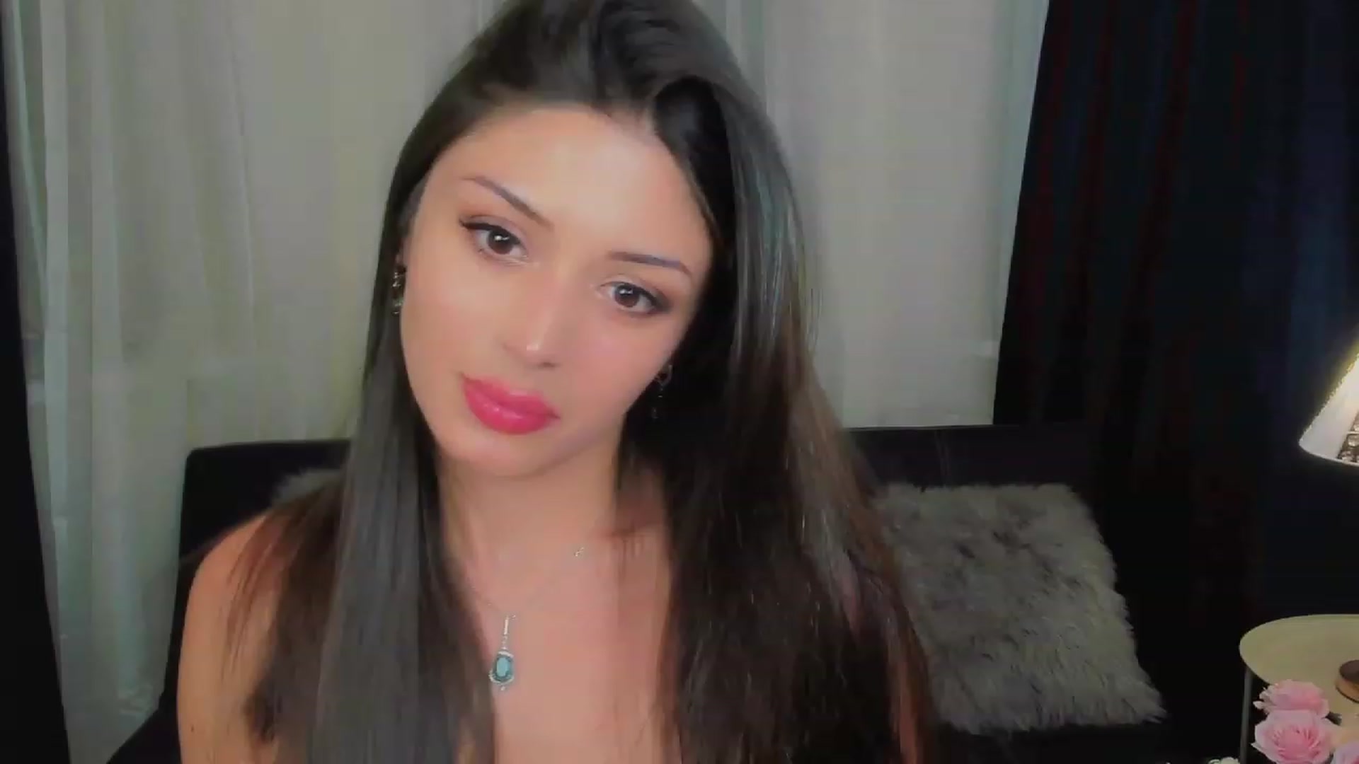 Gallery image thumbnail from Angel_on_Duty's myfreecams stream on, 06/01/2023, 20:39 image 13 of 20
