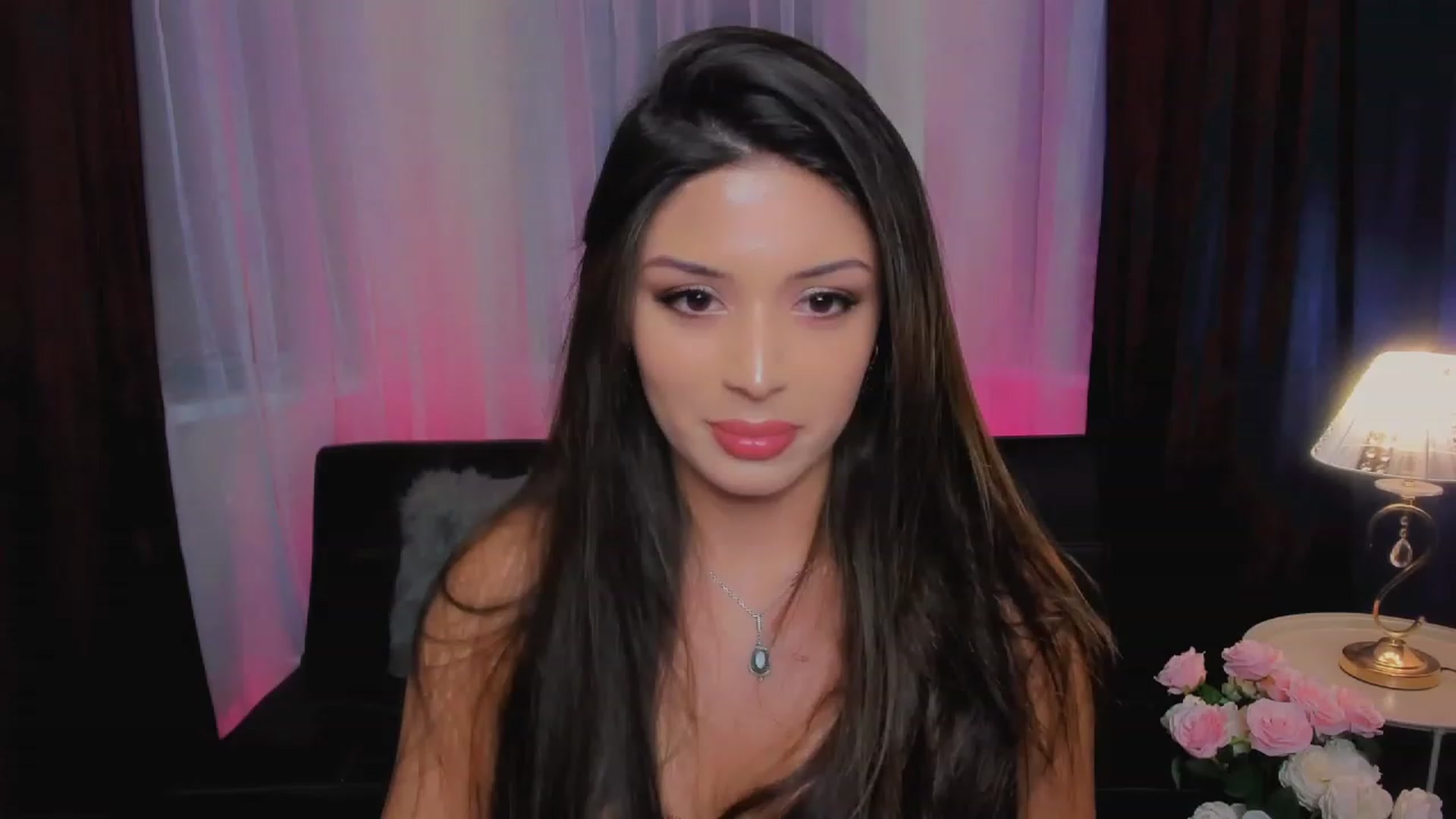 Gallery image thumbnail from Angel_on_Duty's myfreecams stream on, 06/02/2023, 19:09 image 13 of 20