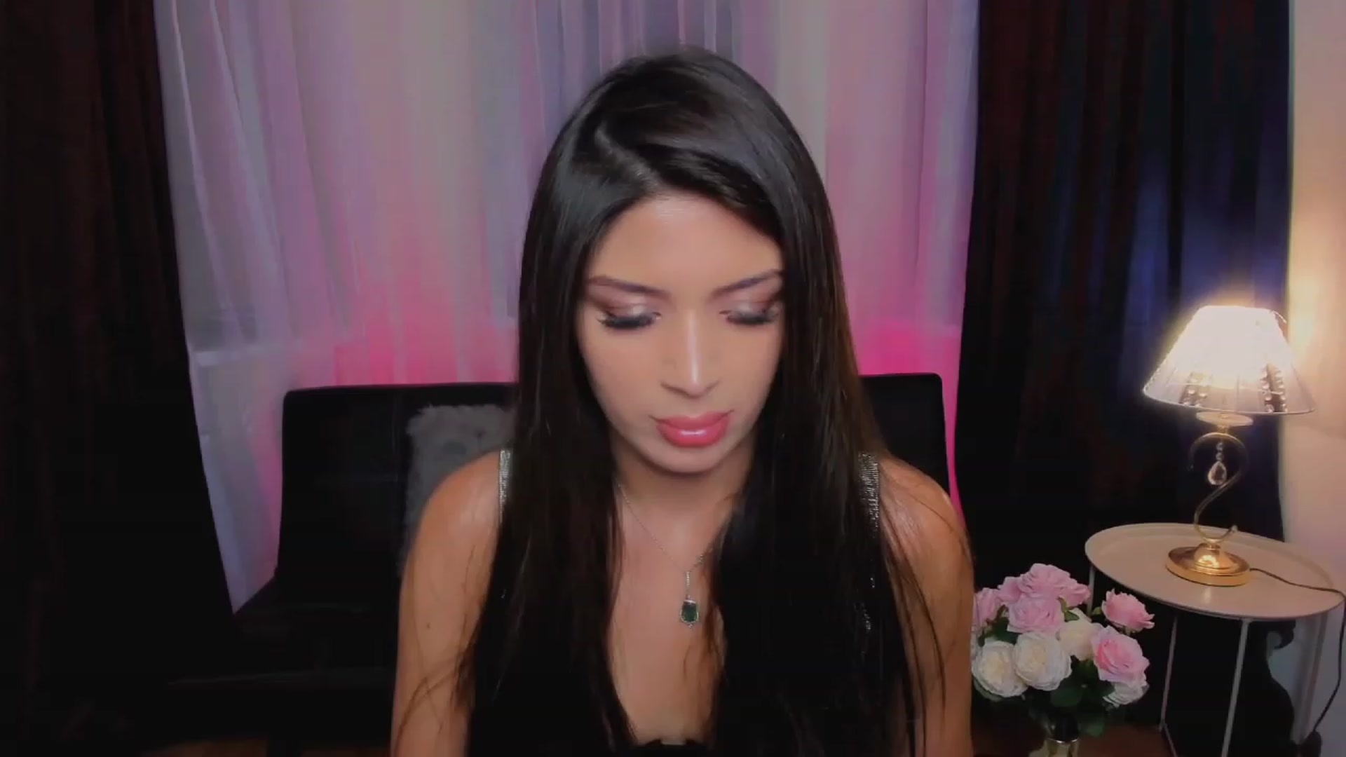 Gallery image thumbnail from Angel_on_Duty's myfreecams stream on, 06/02/2023, 20:29 image 3 of 20