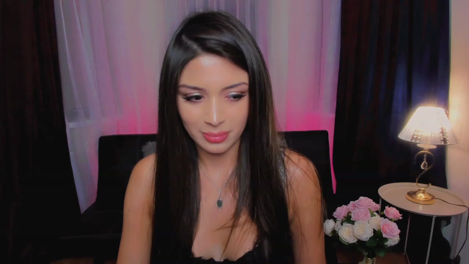Gallery image thumbnail from Angel_on_Duty's myfreecams stream on, 06/02/2023, 20:29 image 5 of 20