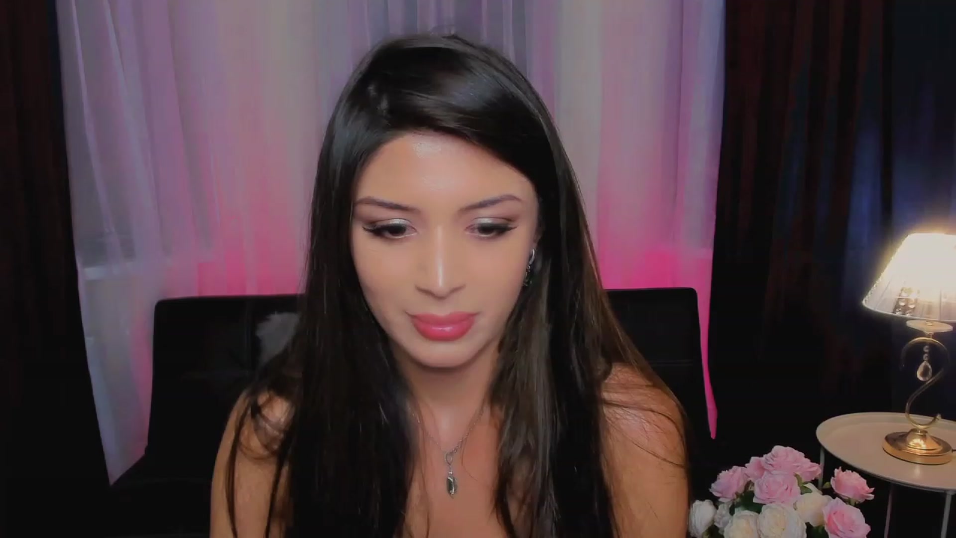 Gallery image thumbnail from Angel_on_Duty's myfreecams stream on, 06/02/2023, 20:29 image 13 of 20