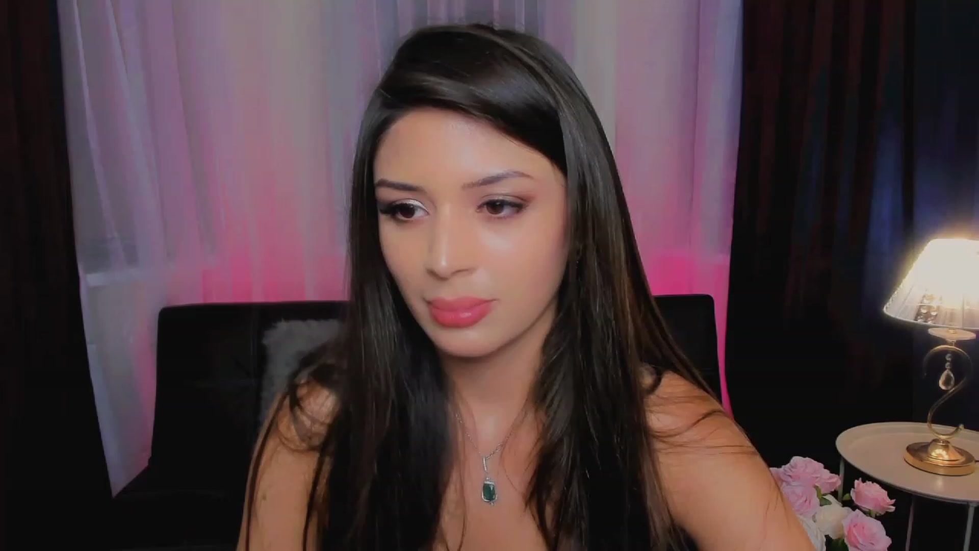 Gallery image thumbnail from Angel_on_Duty's myfreecams stream on, 06/02/2023, 20:29 image 15 of 20
