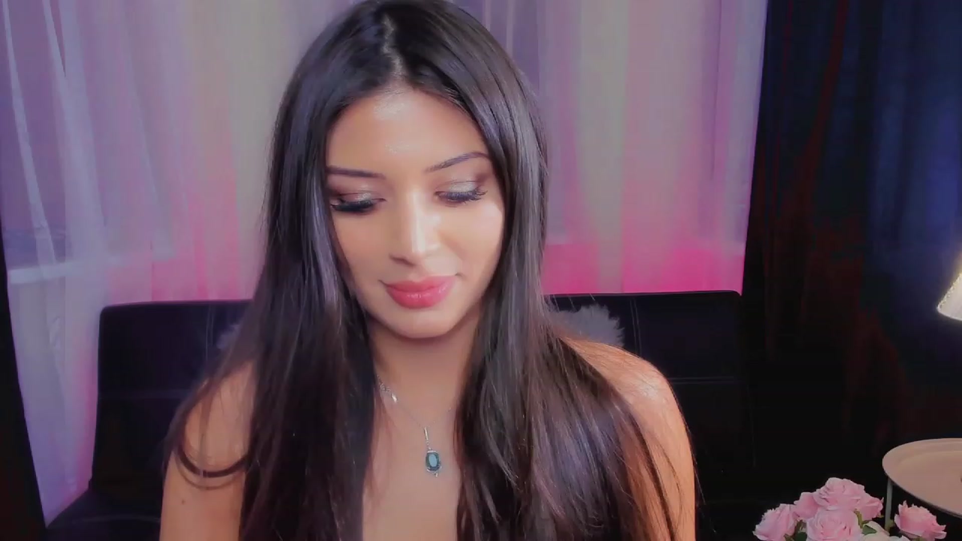 Gallery image thumbnail from Angel_on_Duty's myfreecams stream on, 06/02/2023, 22:59 image 8 of 20