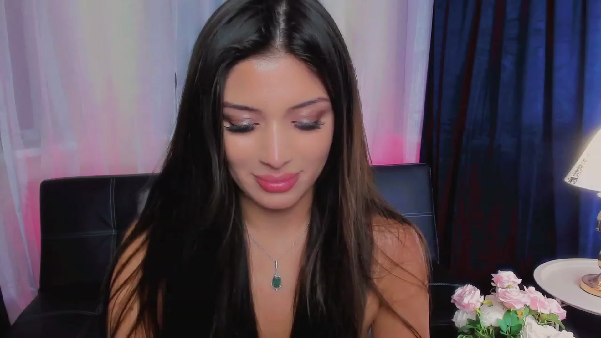 Gallery image thumbnail from Angel_on_Duty's myfreecams stream on, 06/03/2023, 03:31 image 5 of 20