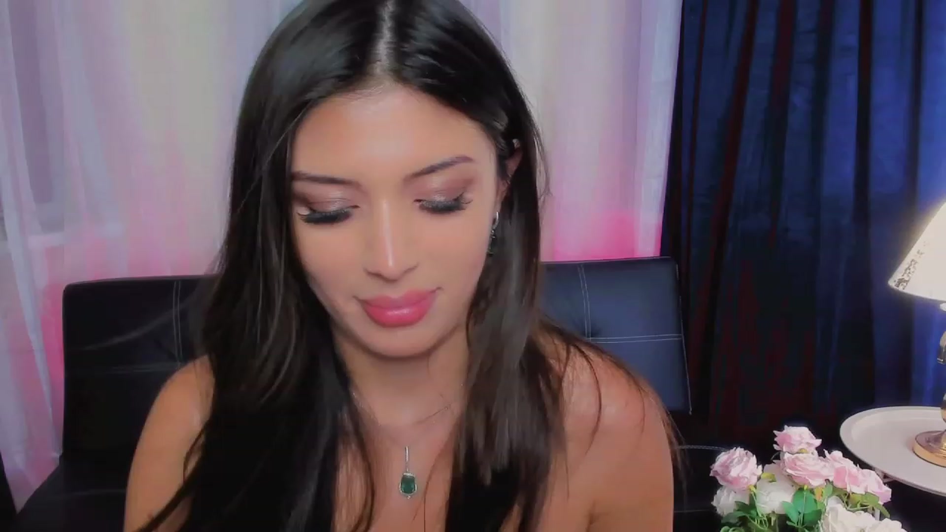 Gallery image thumbnail from Angel_on_Duty's myfreecams stream on, 06/03/2023, 03:31 image 7 of 20