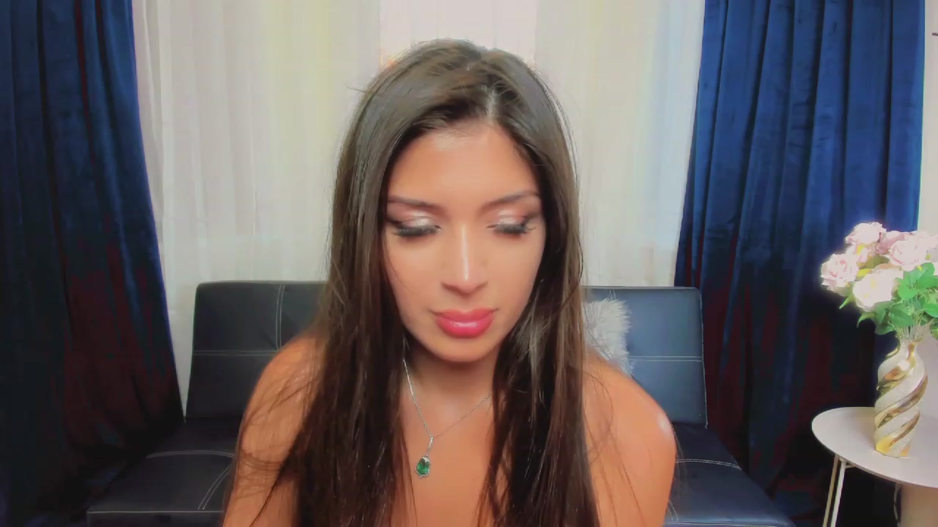 Gallery image thumbnail from Angel_on_Duty's myfreecams stream on, 06/04/2023, 02:54 image 5 of 20