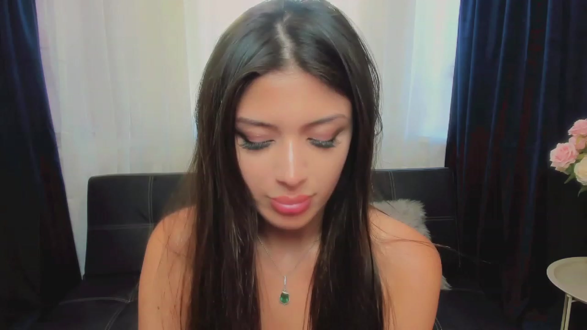 Gallery image thumbnail from Angel_on_Duty's myfreecams stream on, 06/04/2023, 05:29 image 1 of 20