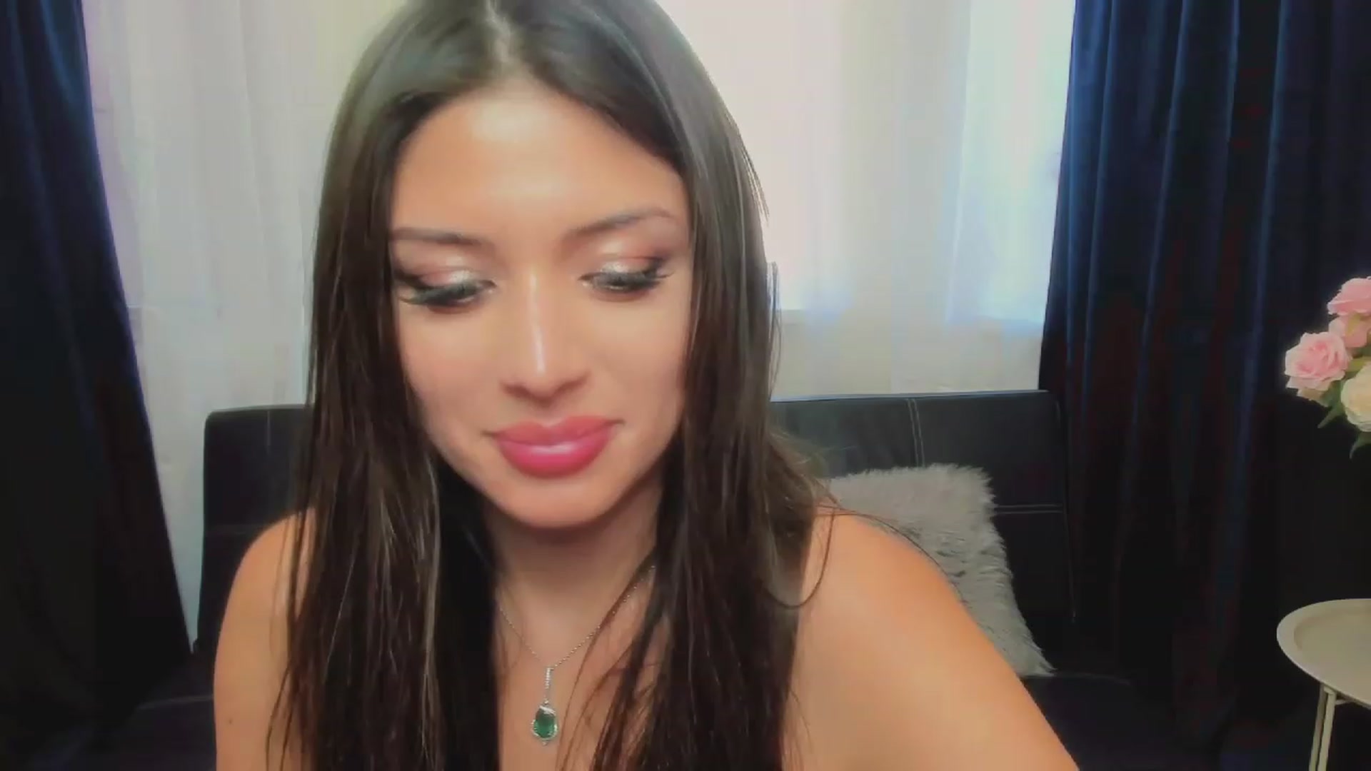 Gallery image thumbnail from Angel_on_Duty's myfreecams stream on, 06/04/2023, 05:29 image 13 of 20