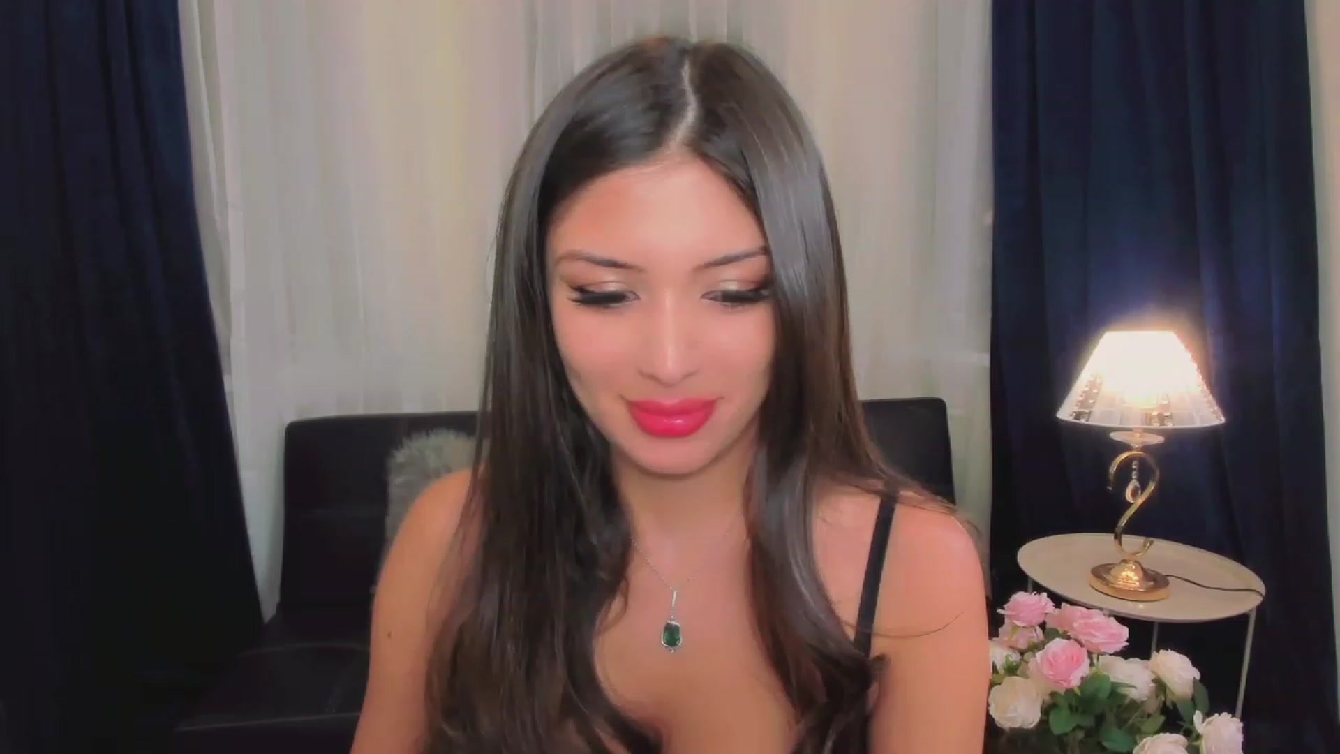 Gallery image thumbnail from Angel_on_Duty's myfreecams stream on, 06/06/2023, 19:15 image 10 of 20