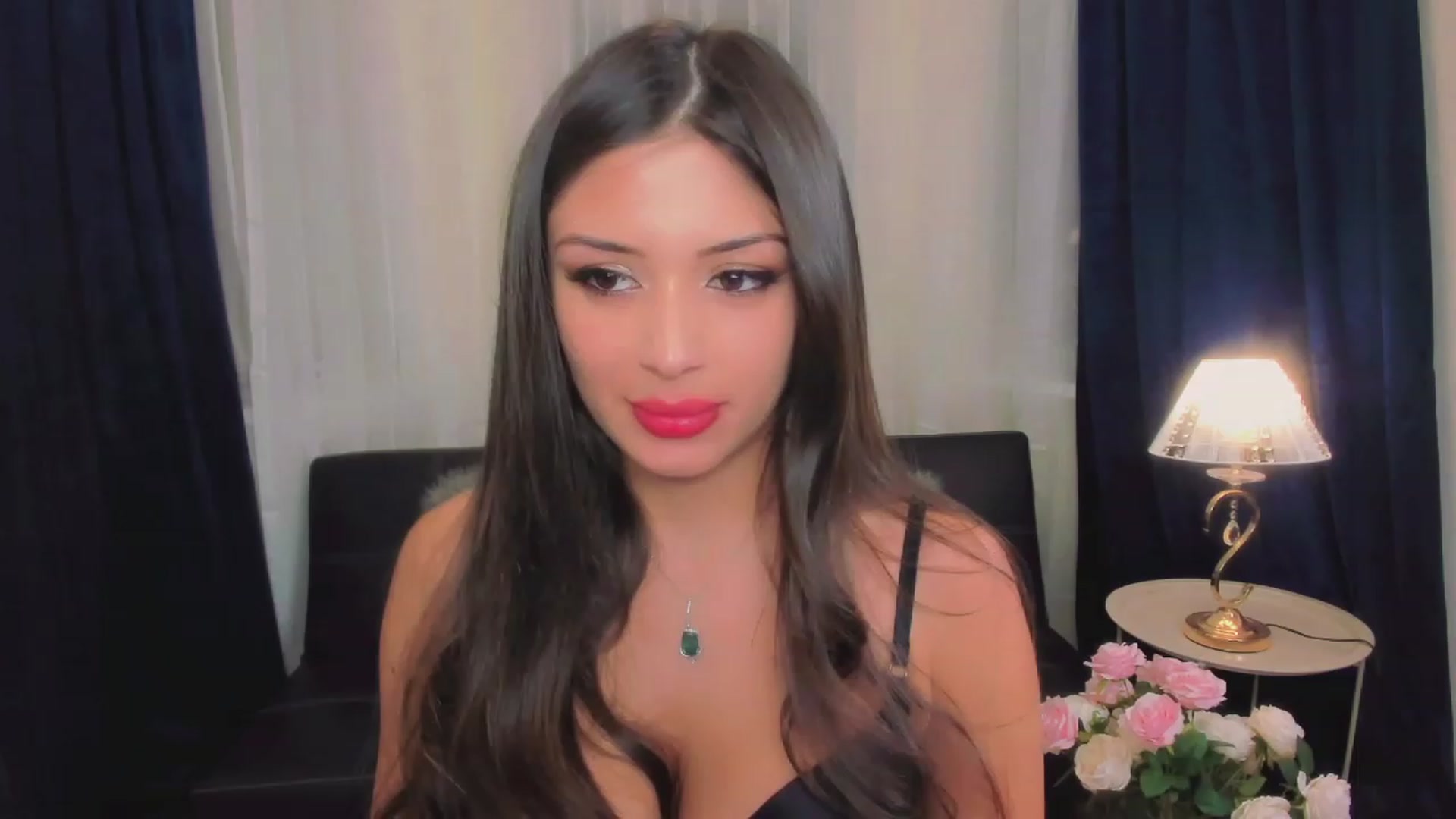 Gallery image thumbnail from Angel_on_Duty's myfreecams stream on, 06/06/2023, 19:15 image 4 of 20
