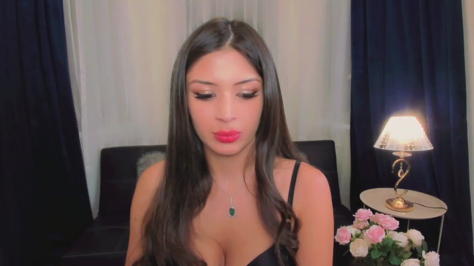 Gallery image thumbnail from Angel_on_Duty's myfreecams stream on, 06/06/2023, 19:15 image 17 of 20