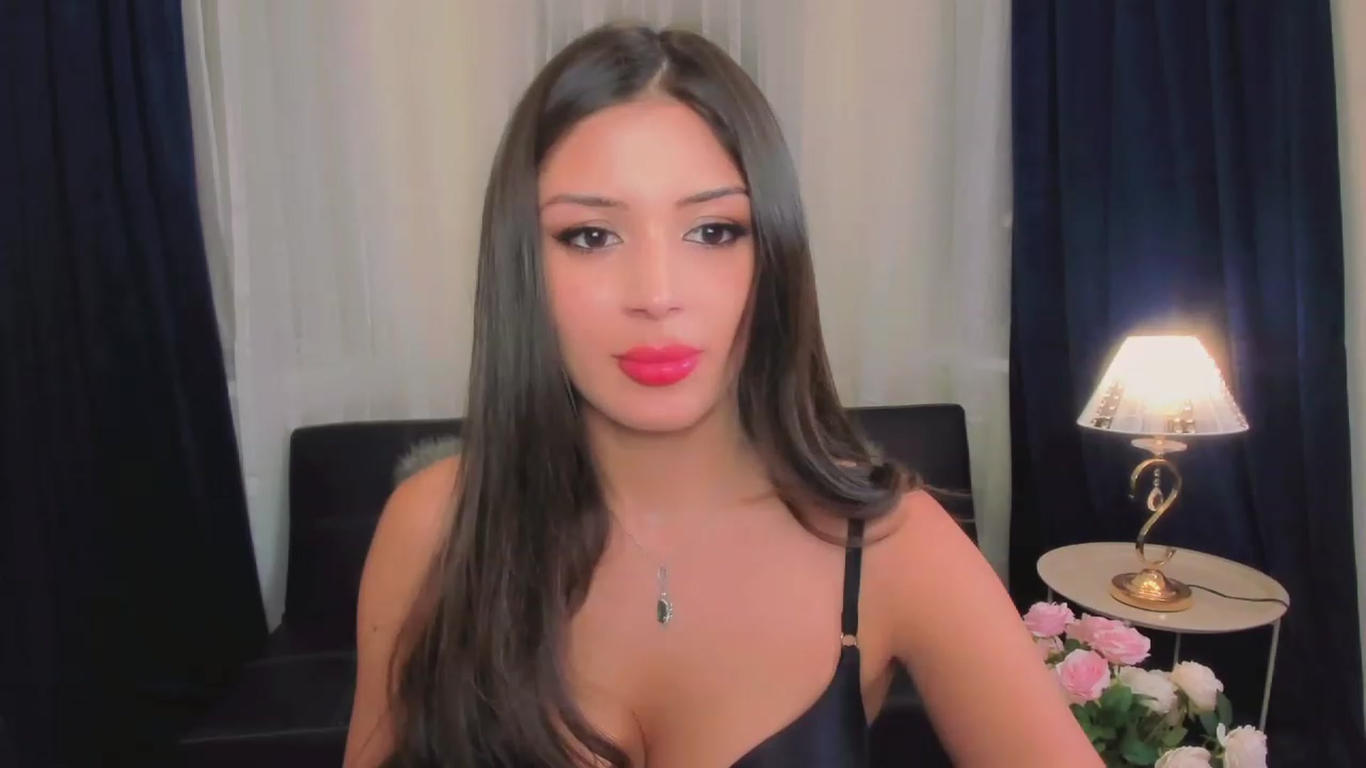 Gallery image thumbnail from Angel_on_Duty's myfreecams stream on, 06/06/2023, 19:15 image 16 of 20