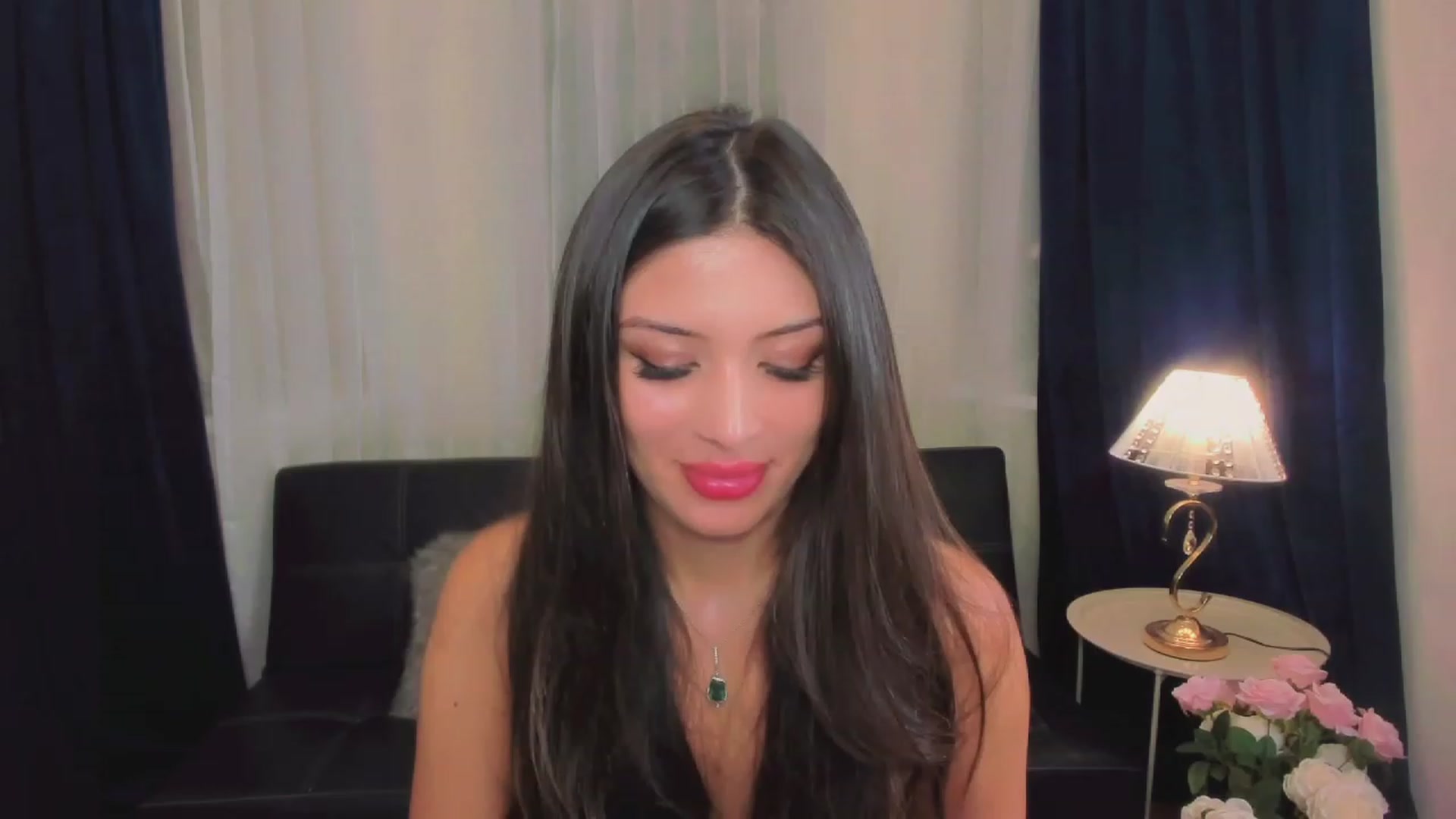 Gallery image thumbnail from Angel_on_Duty's myfreecams stream on, 06/06/2023, 21:31 image 3 of 20