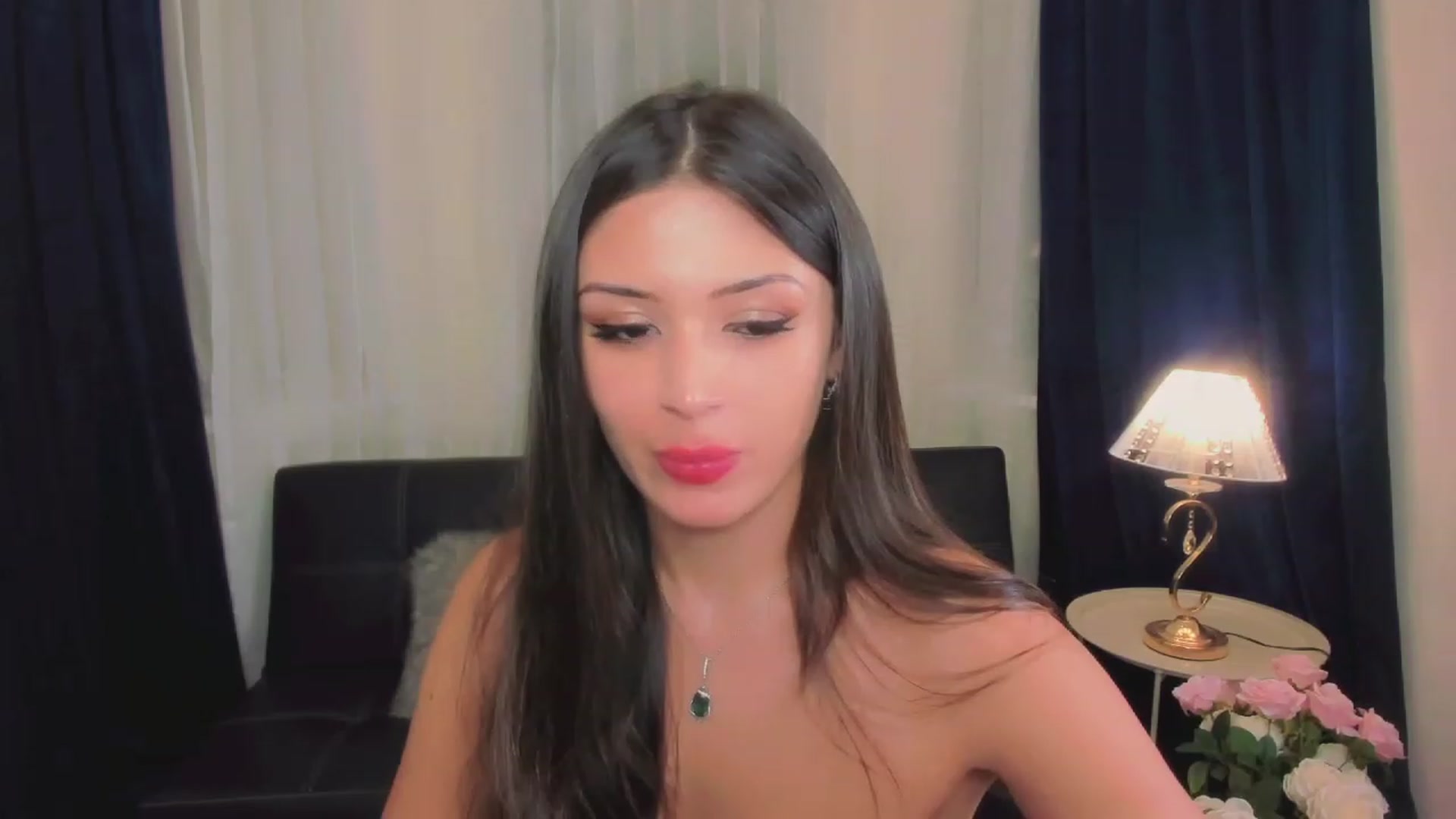 Gallery image thumbnail from Angel_on_Duty's myfreecams stream on, 06/06/2023, 21:31 image 8 of 20