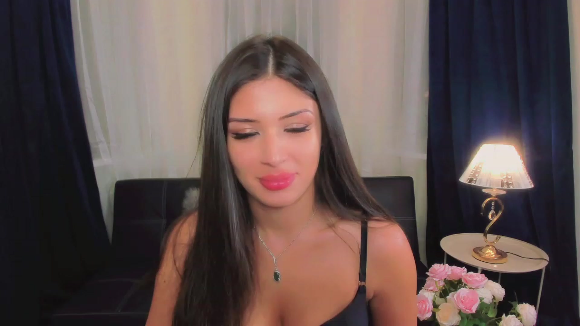 Gallery image thumbnail from Angel_on_Duty's myfreecams stream on, 06/06/2023, 23:35 image 9 of 20