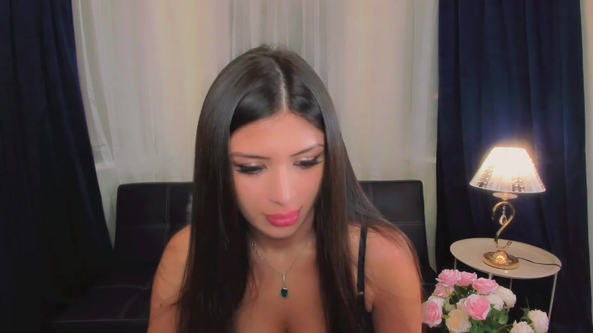 Gallery image thumbnail from Angel_on_Duty's myfreecams stream on, 06/06/2023, 23:35 image 5 of 20
