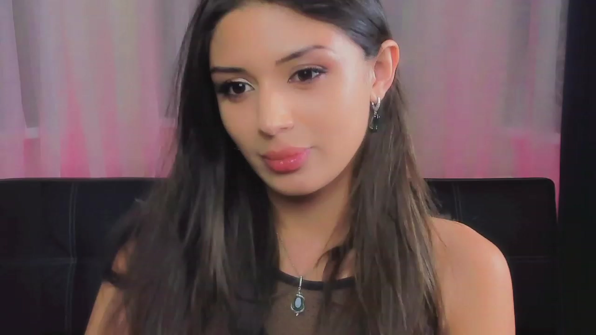Gallery image thumbnail from Angel_on_Duty's myfreecams stream on, 06/07/2023, 22:44 image 6 of 20