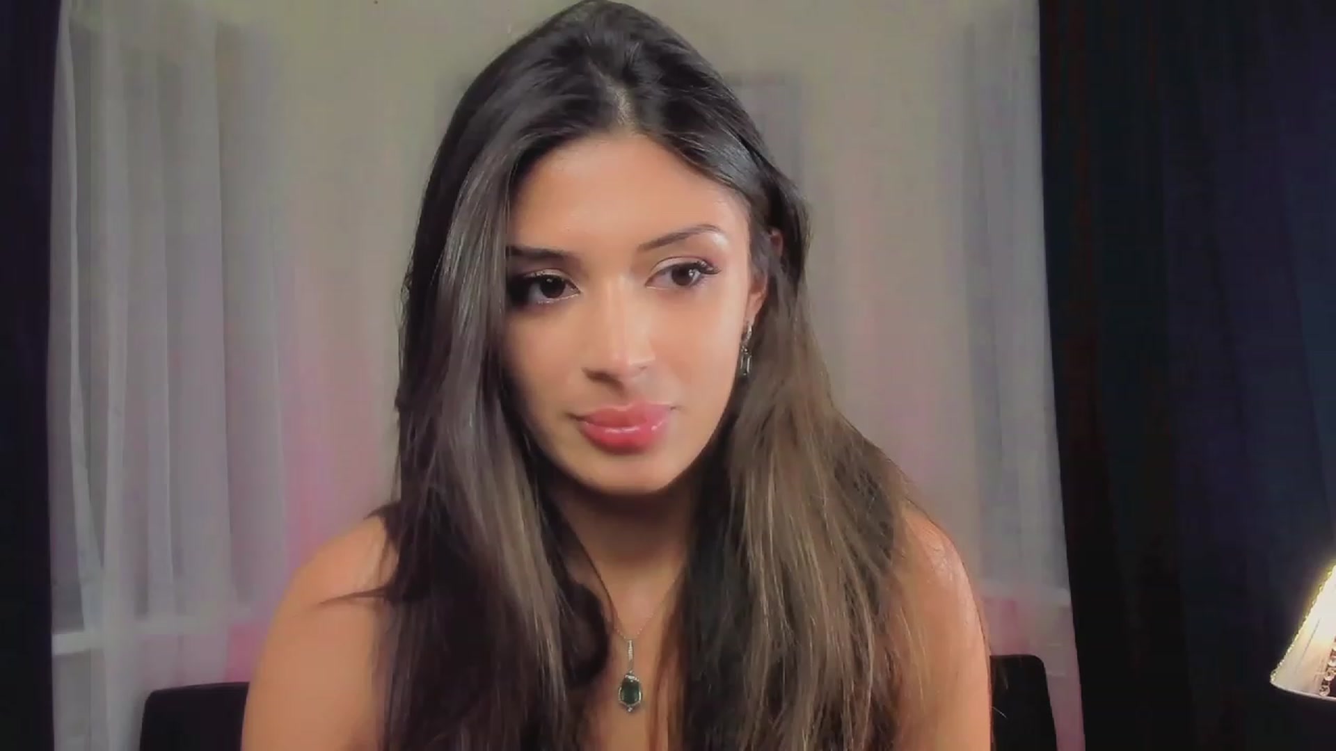 Gallery image thumbnail from Angel_on_Duty's myfreecams stream on, 06/08/2023, 03:16 image 7 of 20