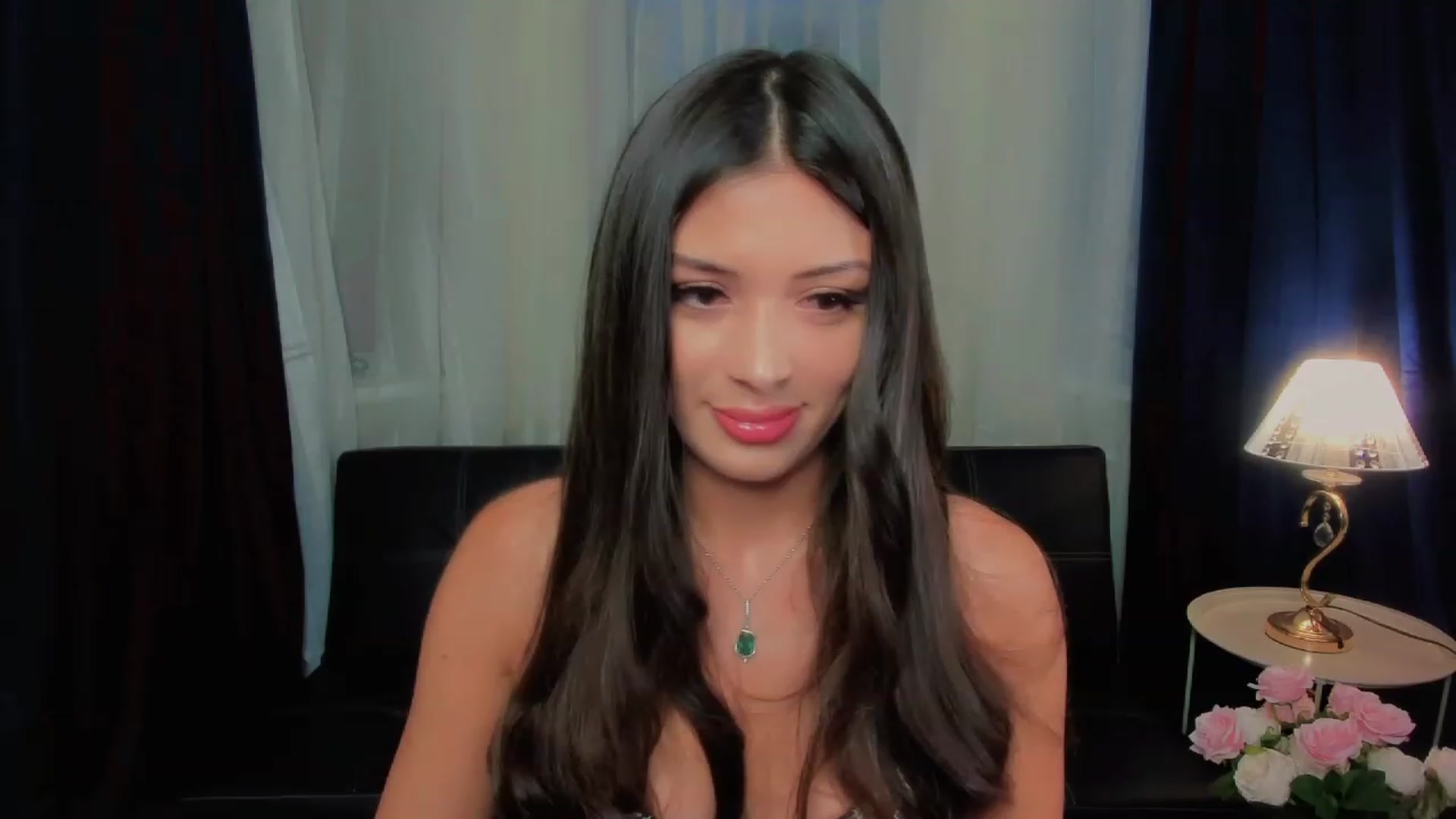 Gallery image thumbnail from Angel_on_Duty's myfreecams stream on, 06/10/2023, 18:57 image 3 of 20