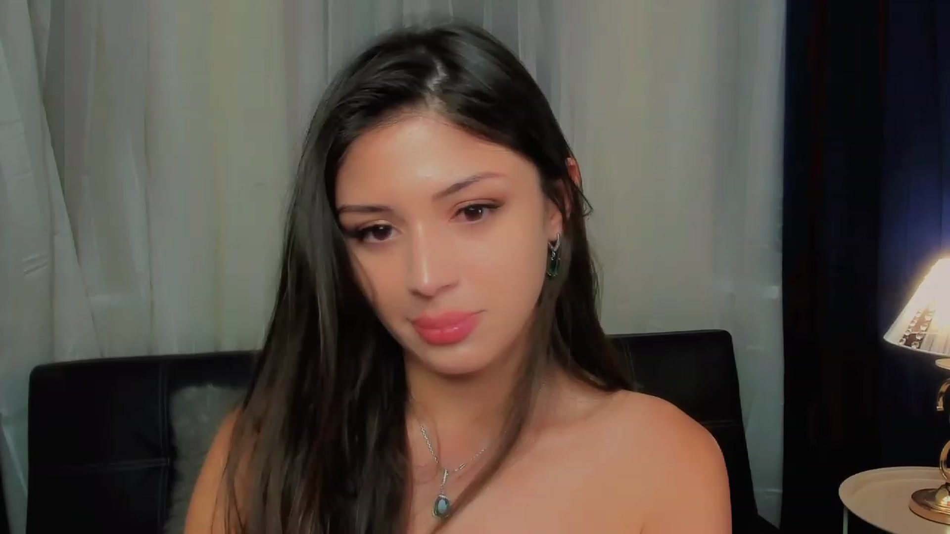 Gallery image thumbnail from Angel_on_Duty's myfreecams stream on, 06/10/2023, 22:45 image 8 of 20