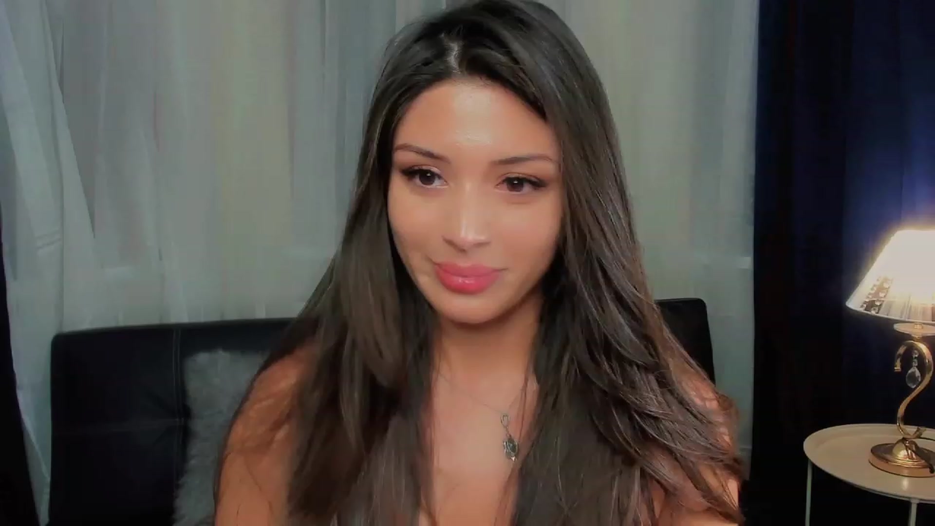 Gallery image thumbnail from Angel_on_Duty's myfreecams stream on, 06/10/2023, 23:48 image 10 of 20