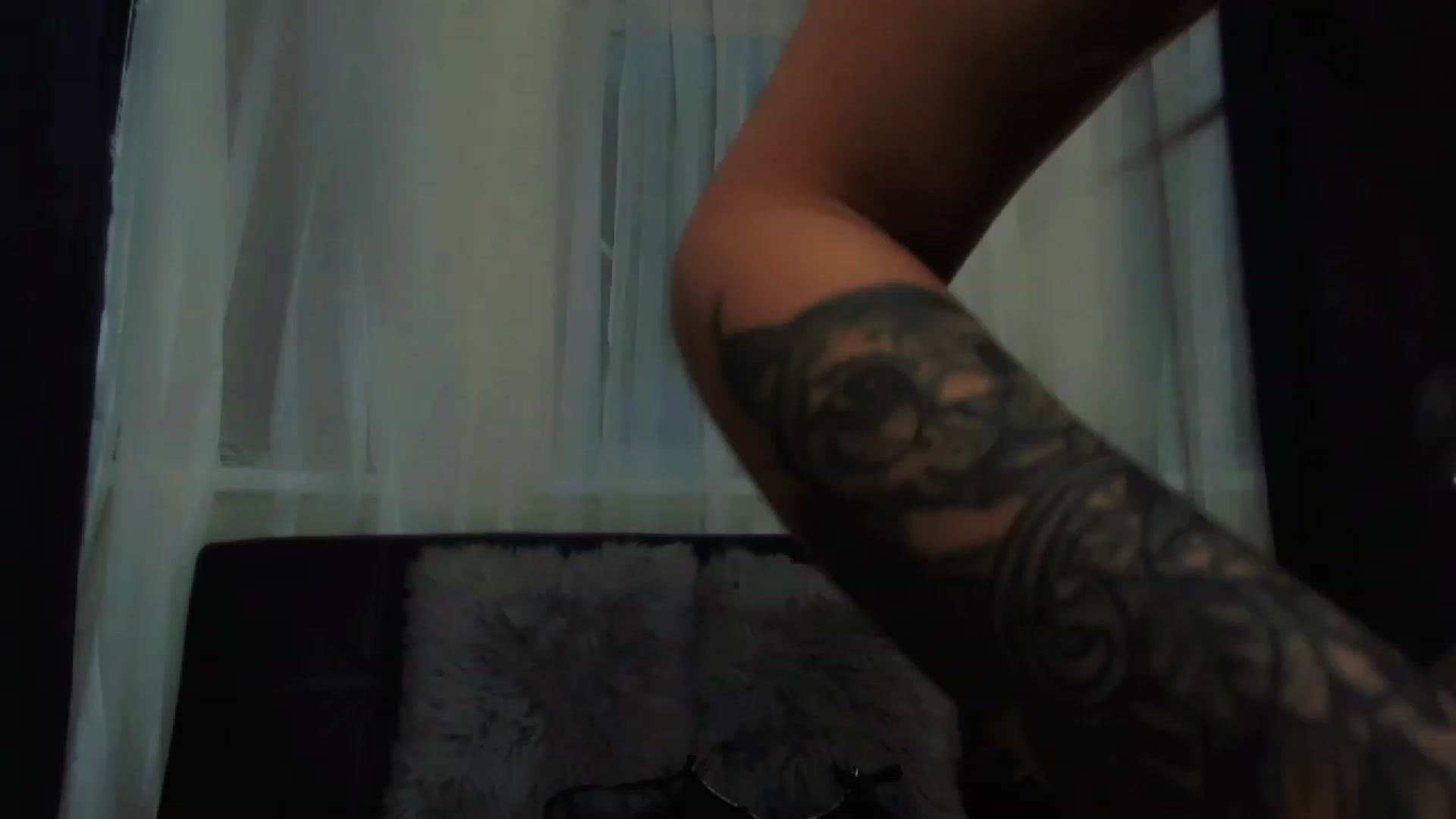 Gallery image thumbnail from Angel_on_Duty's myfreecams stream on, 06/11/2023, 02:16 image 4 of 20