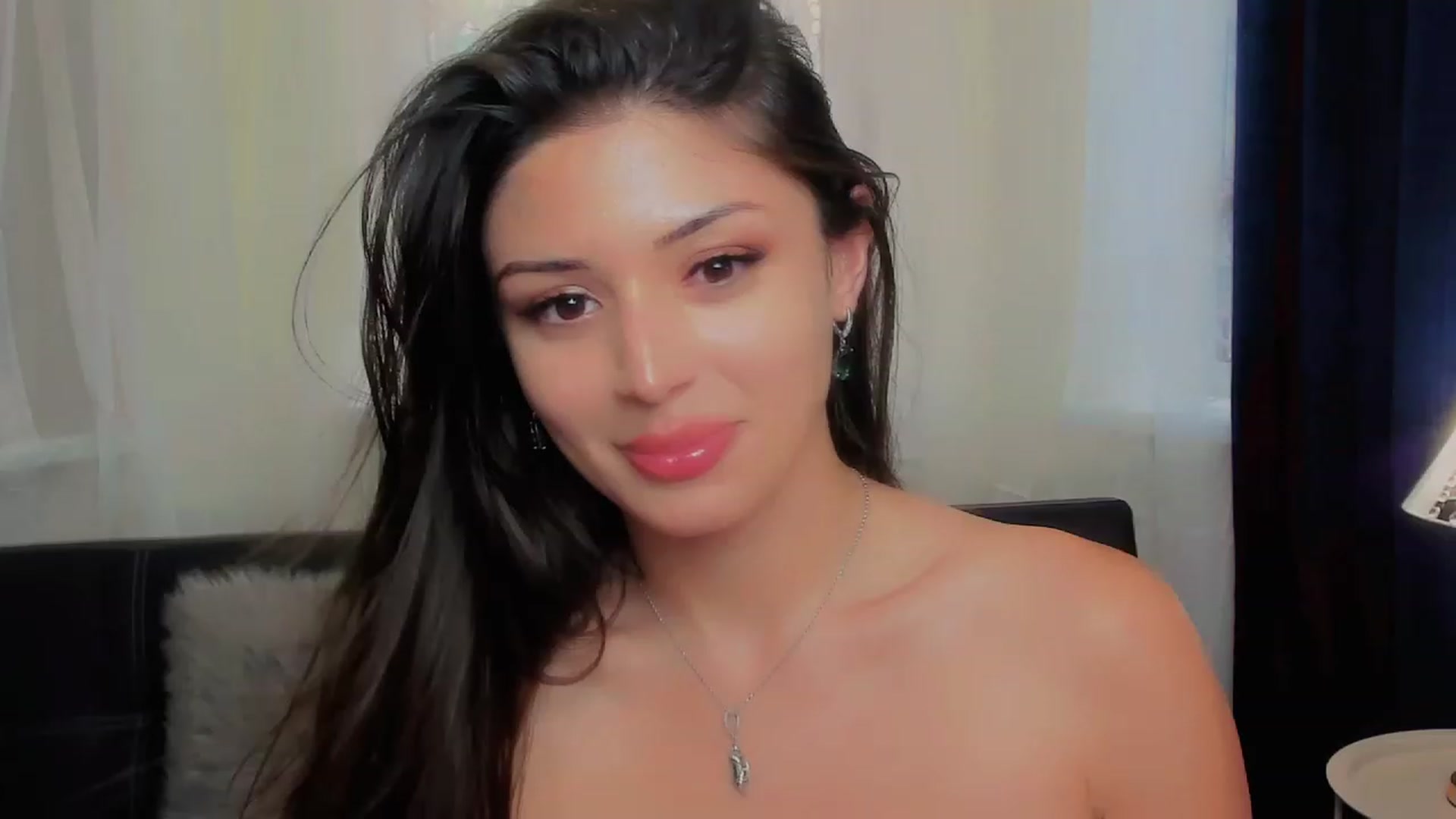 Gallery image thumbnail from Angel_on_Duty's myfreecams stream on, 06/11/2023, 04:45 image 13 of 20