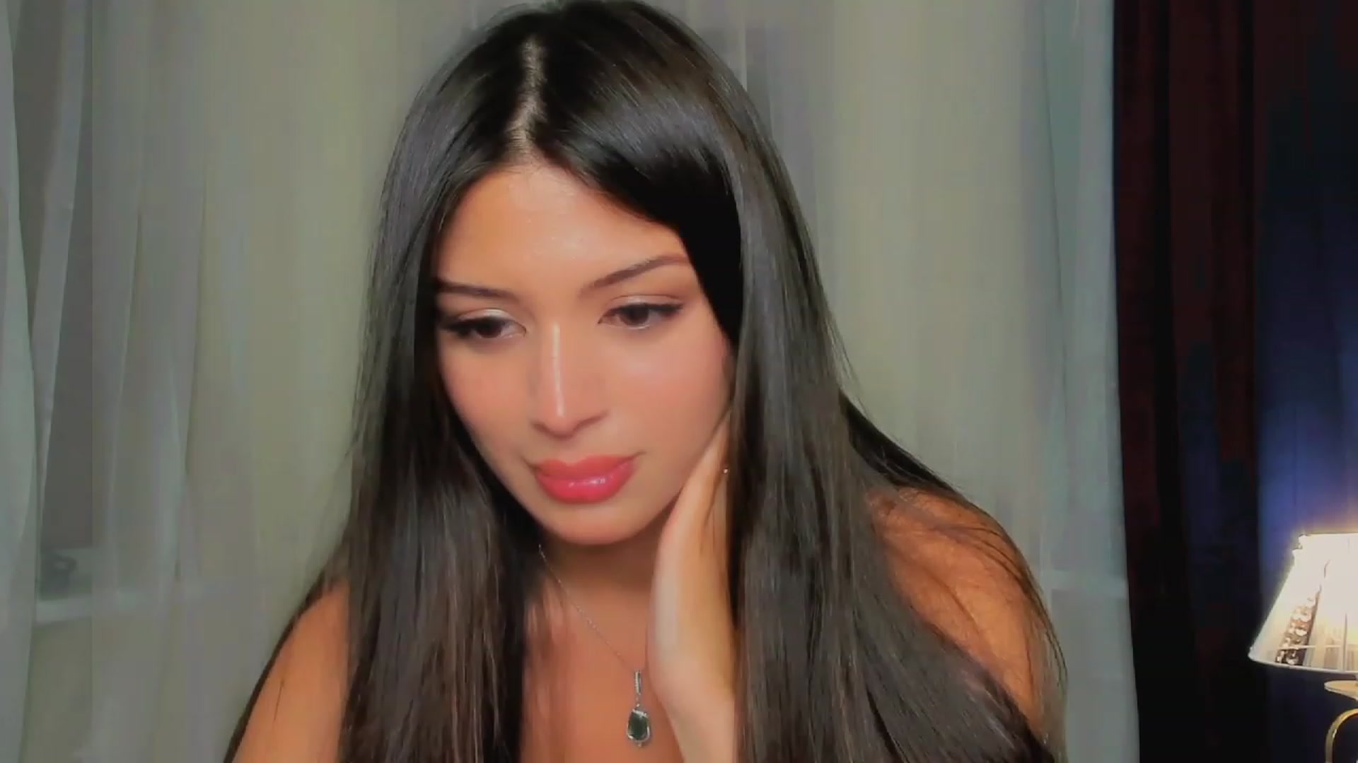 Gallery image thumbnail from Angel_on_Duty's myfreecams stream on, 06/12/2023, 24:06 image 18 of 20