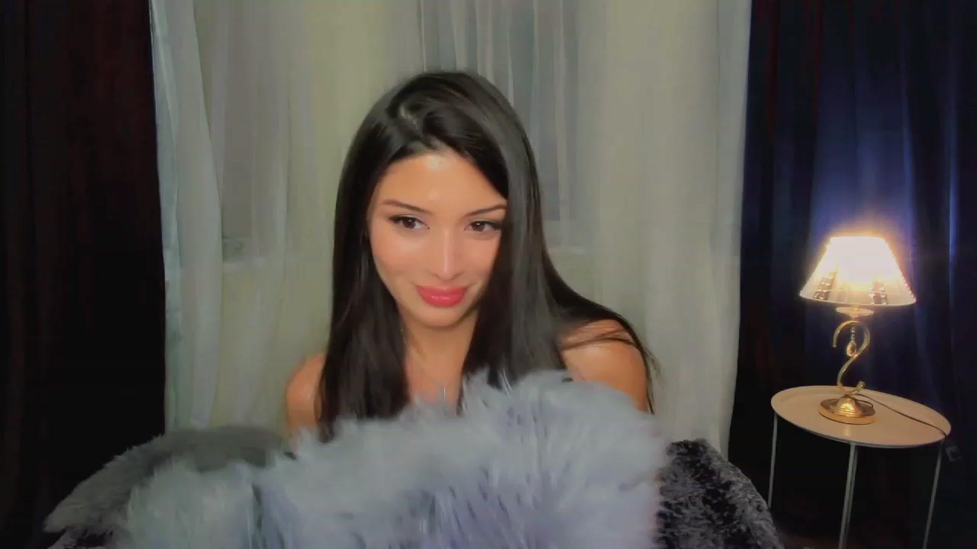 Gallery image thumbnail from Angel_on_Duty's myfreecams stream on, 06/12/2023, 24:06 image 13 of 20